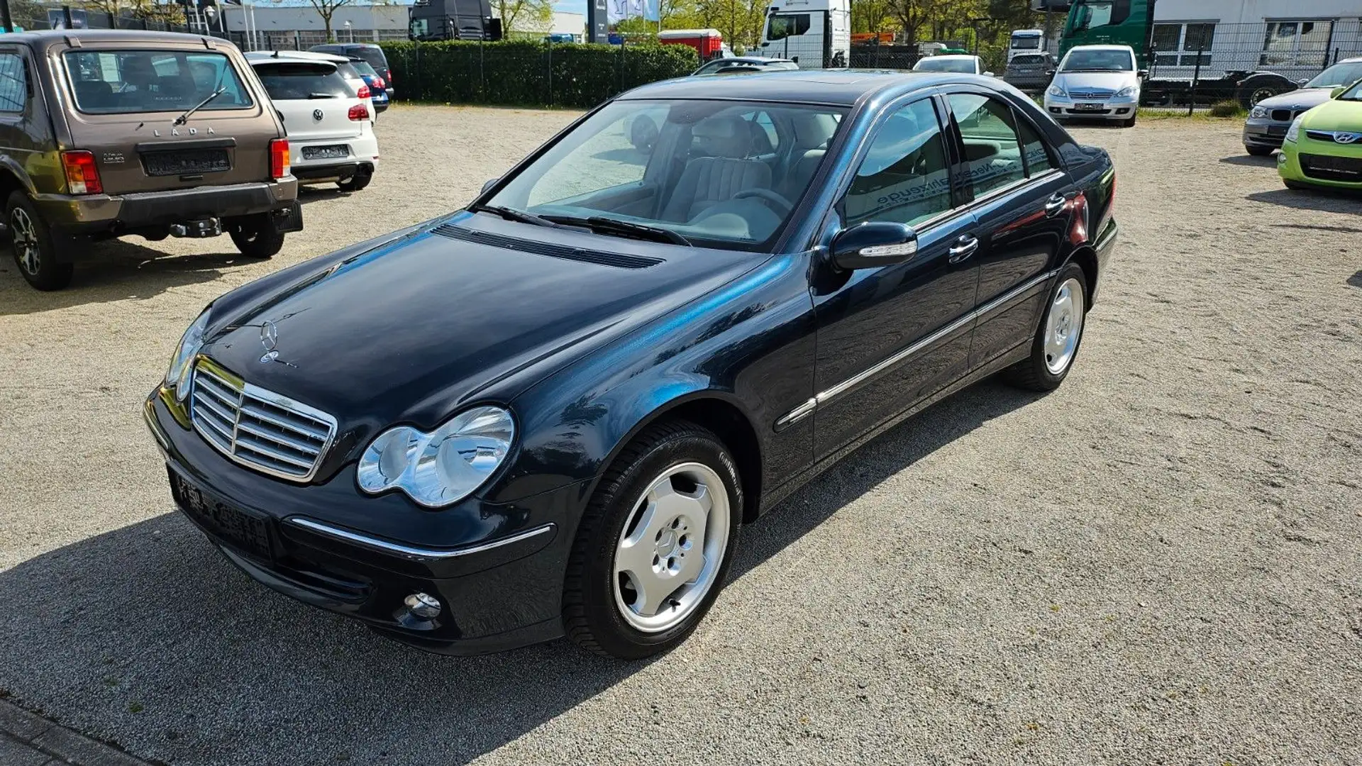 Mercedes-Benz C 200 Zwart - 2