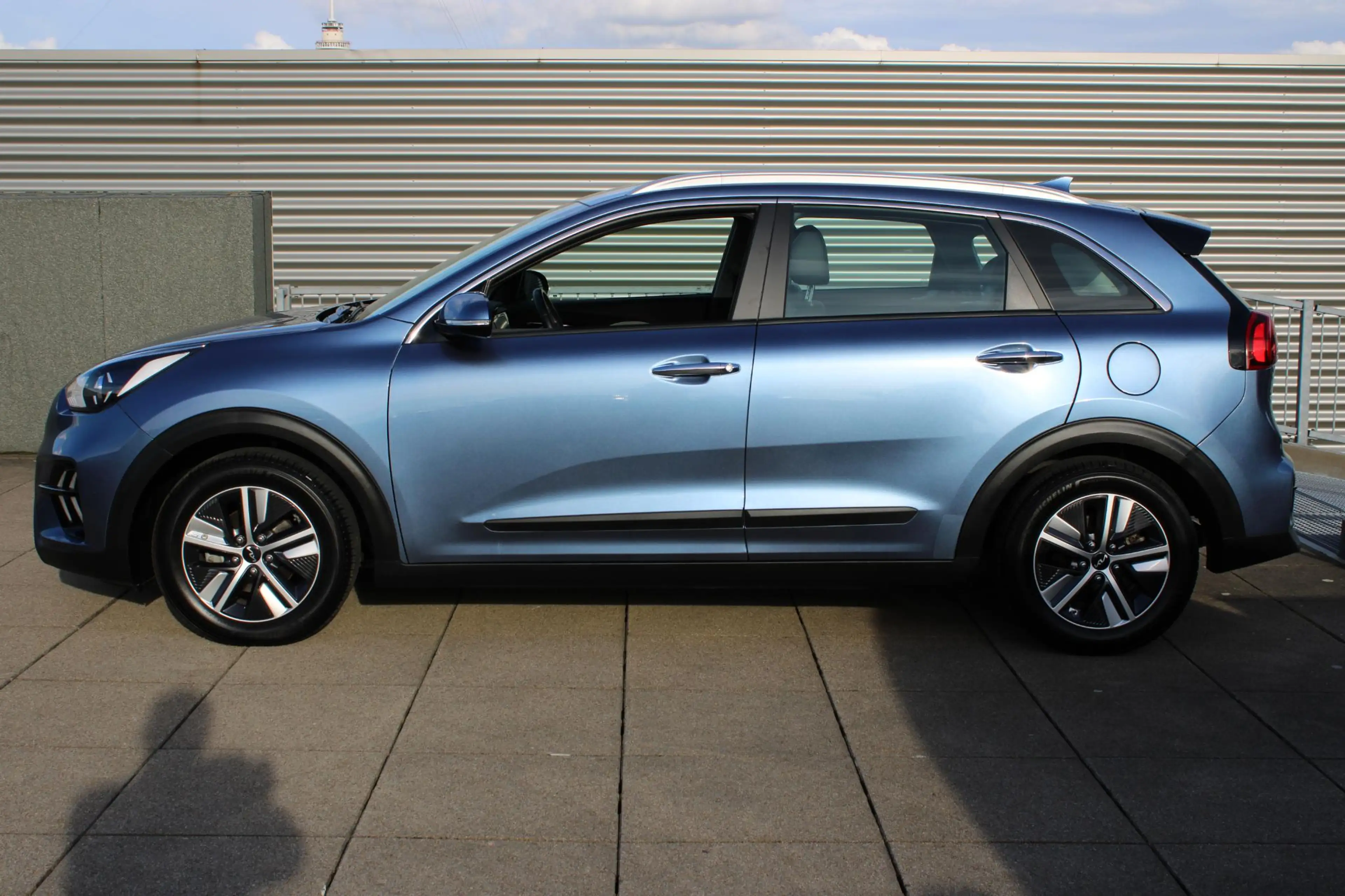 Kia Niro 1.6 GDi Hybrid DynamicLine Navigatie/ camera / Tre — photo 4