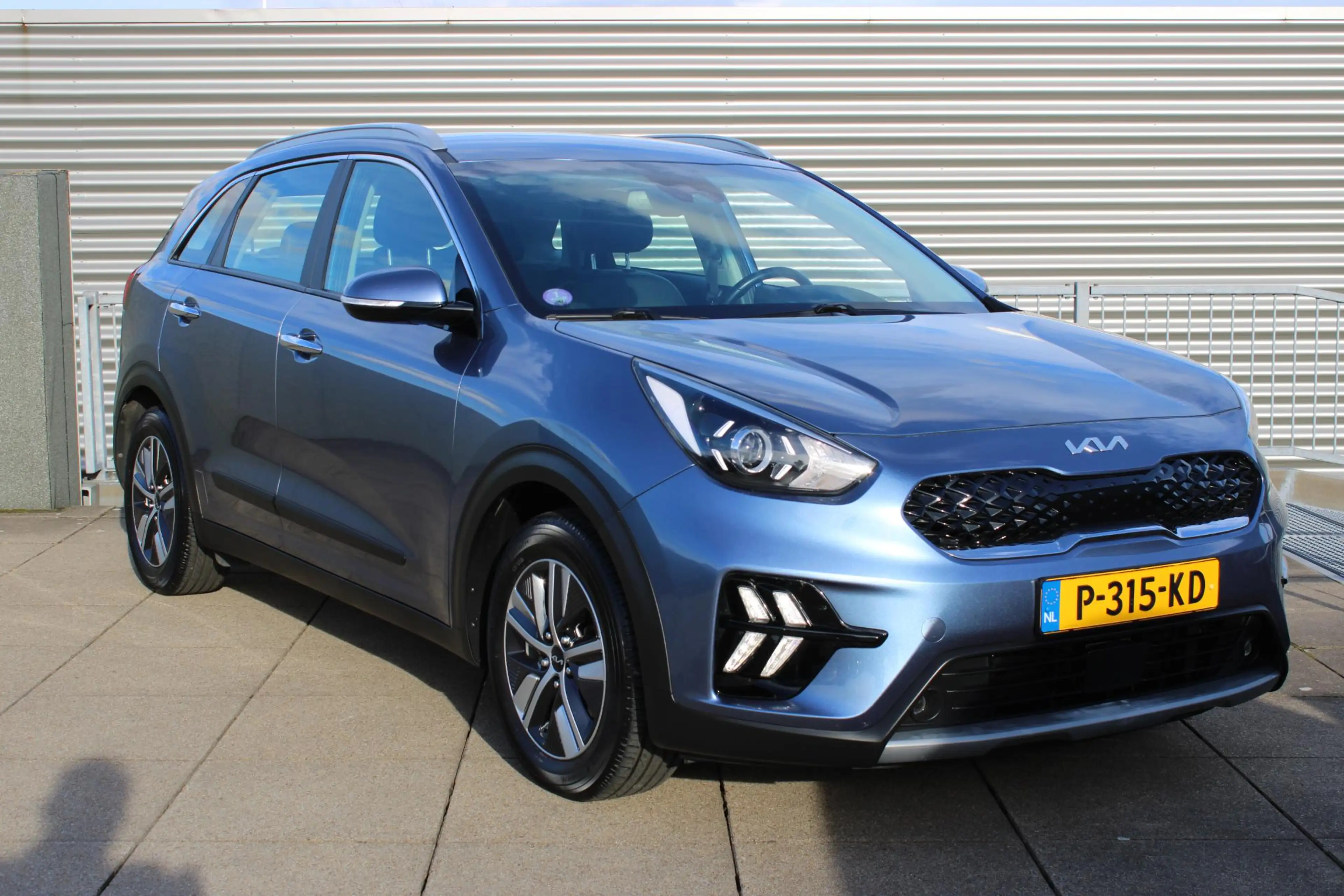Kia Niro 1.6 GDi Hybrid DynamicLine Navigatie/ camera / Tre — photo 2