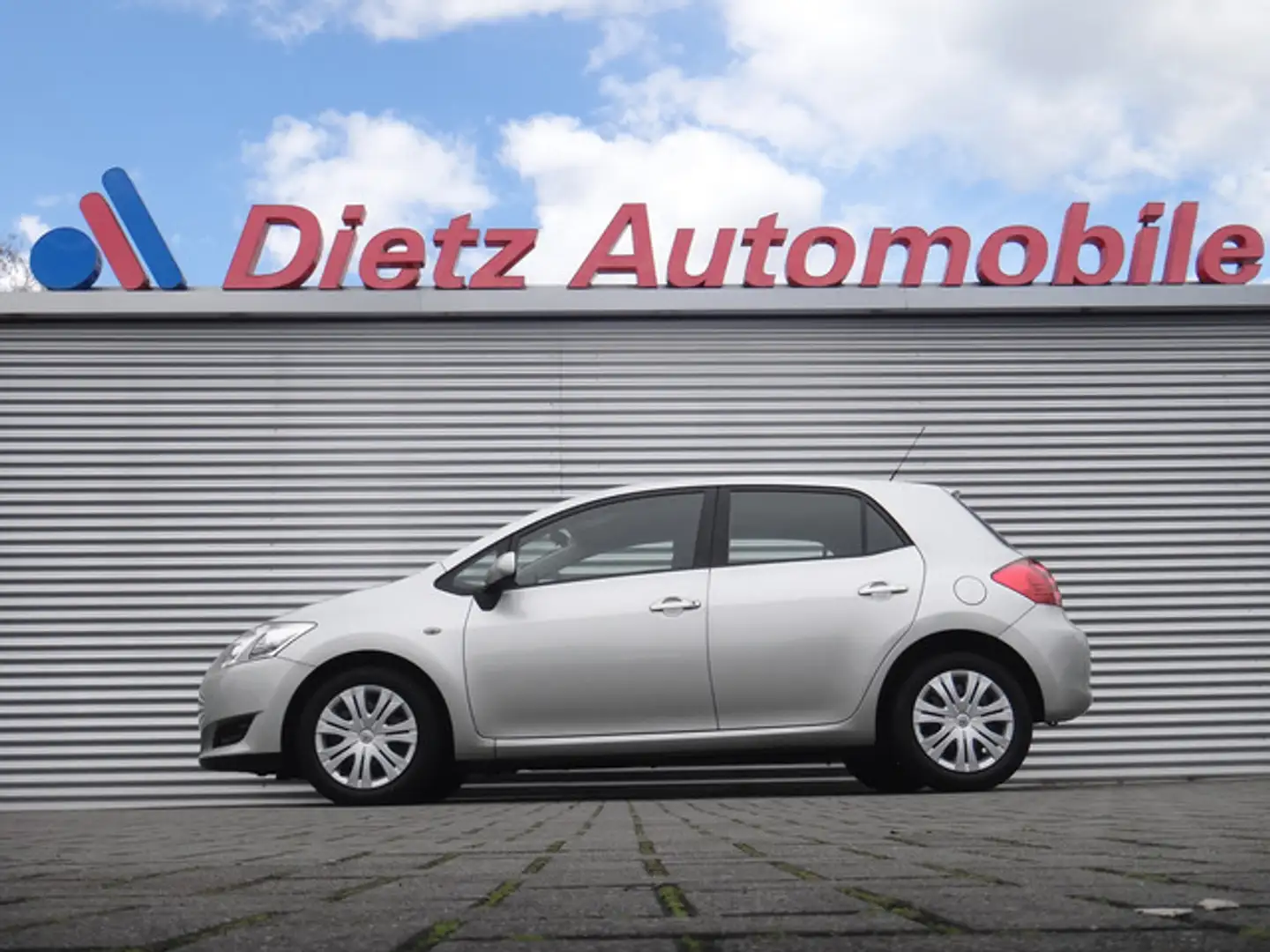 Toyota Auris 1.6 Sol MultiMode Gerne Finanzierung +++ Silber - 1