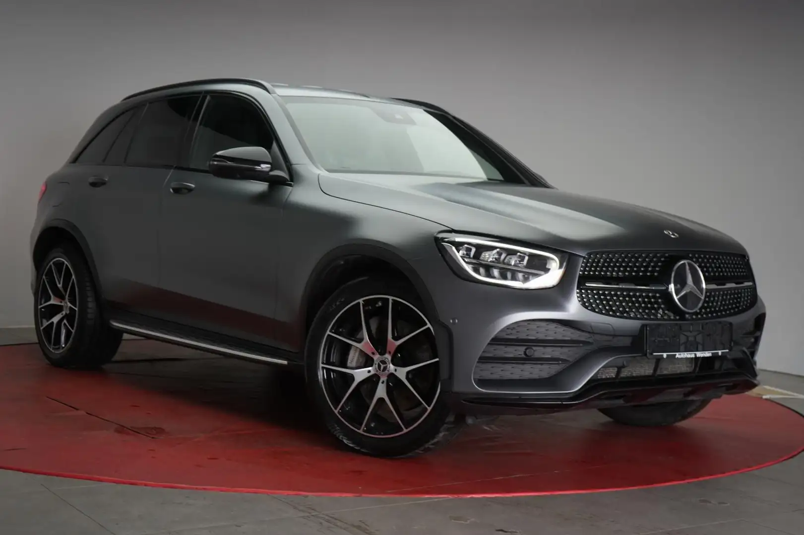 Mercedes-Benz GLC 300 d 4Matic 9G-Tronic AMG Navi/Distronic/Ka Grey - 1