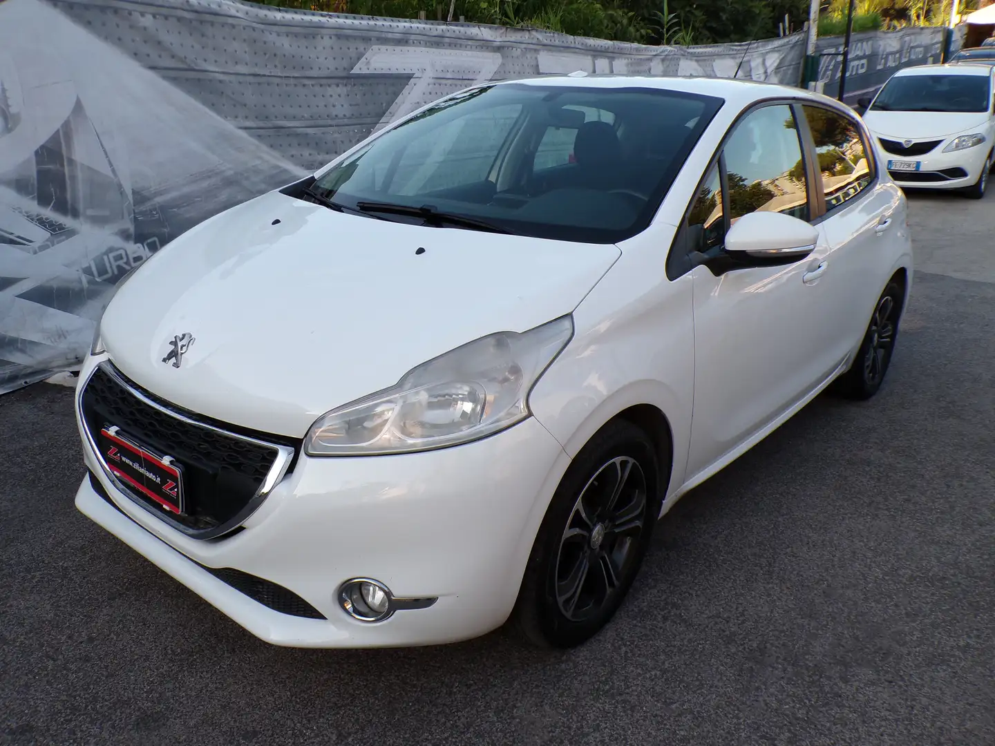 Peugeot 208 5p 1.4 hdi BLUETOOTH..USB..CRUISE.. Bianco - 2