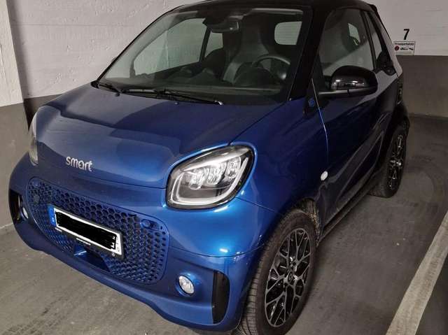 Imagine smart forTwo smart fortwo cabrio electric drive cabrio EQ