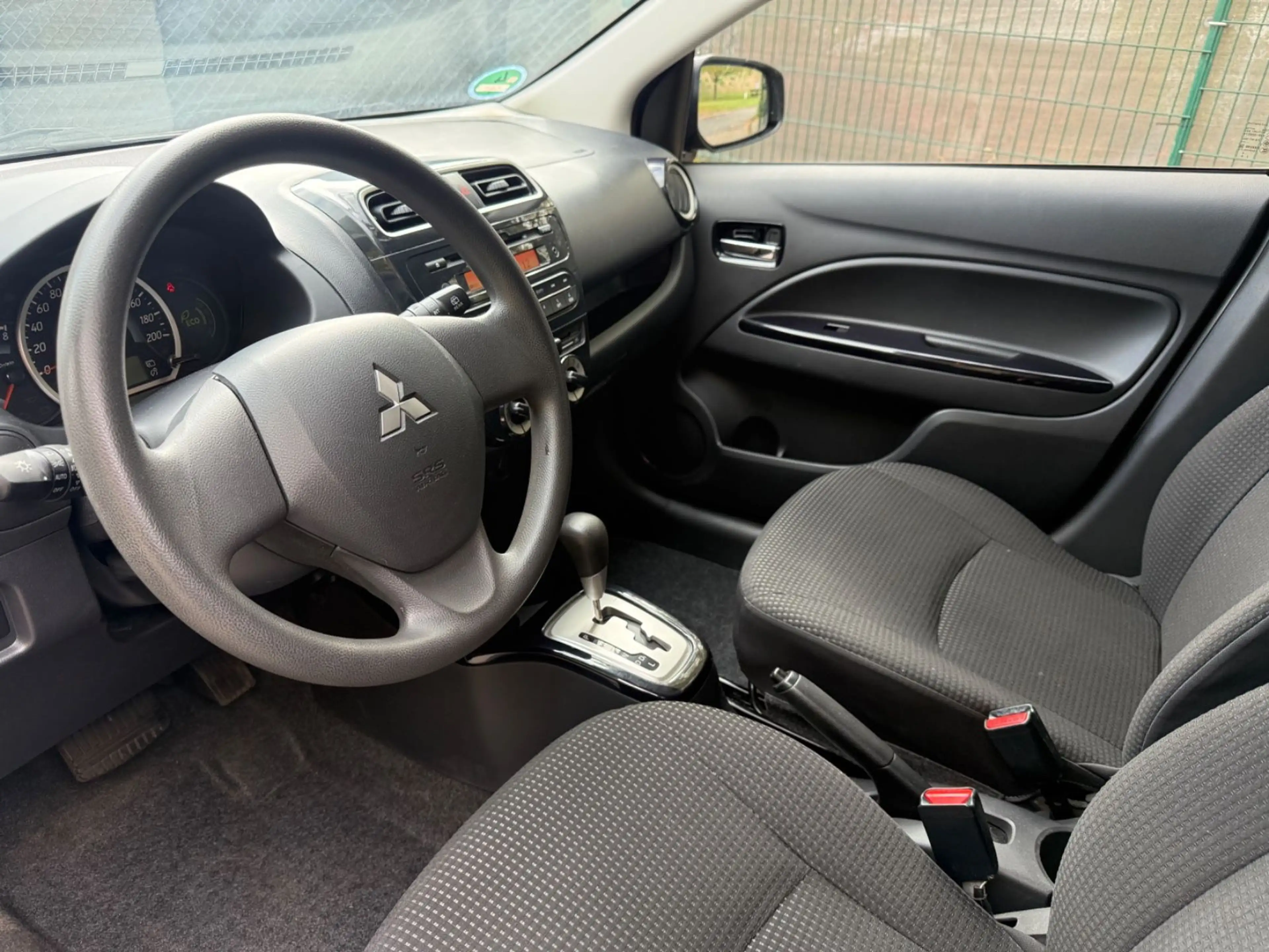 Mitsubishi Space Star Light — photo 8