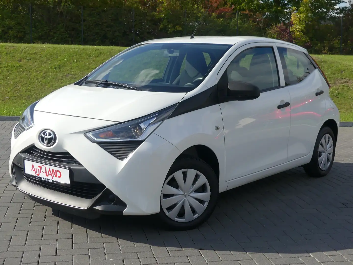 Toyota Aygo AYGO 1.0 x Klima AUX Bluetooth USB Weiß - 2