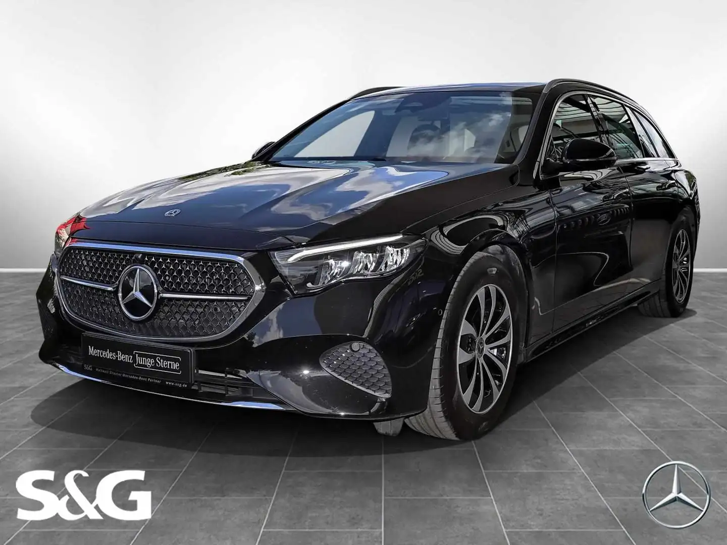 Mercedes-Benz E 220 d T Avantgarde DISTRONIC+LED+KAMERA+17" Schwarz - 1