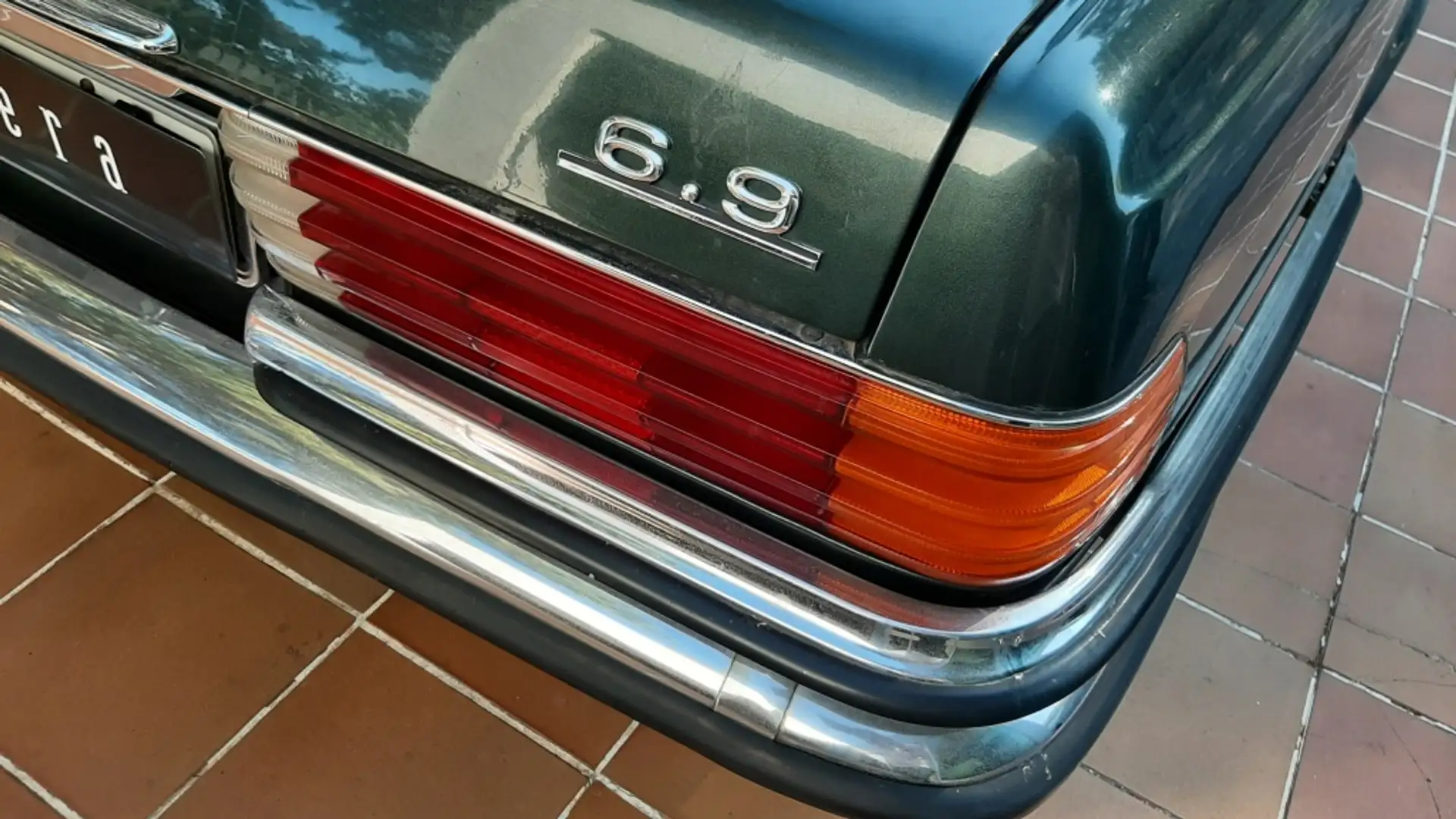 Mercedes-Benz 450 SEL 6.9 (116) Verde - 1