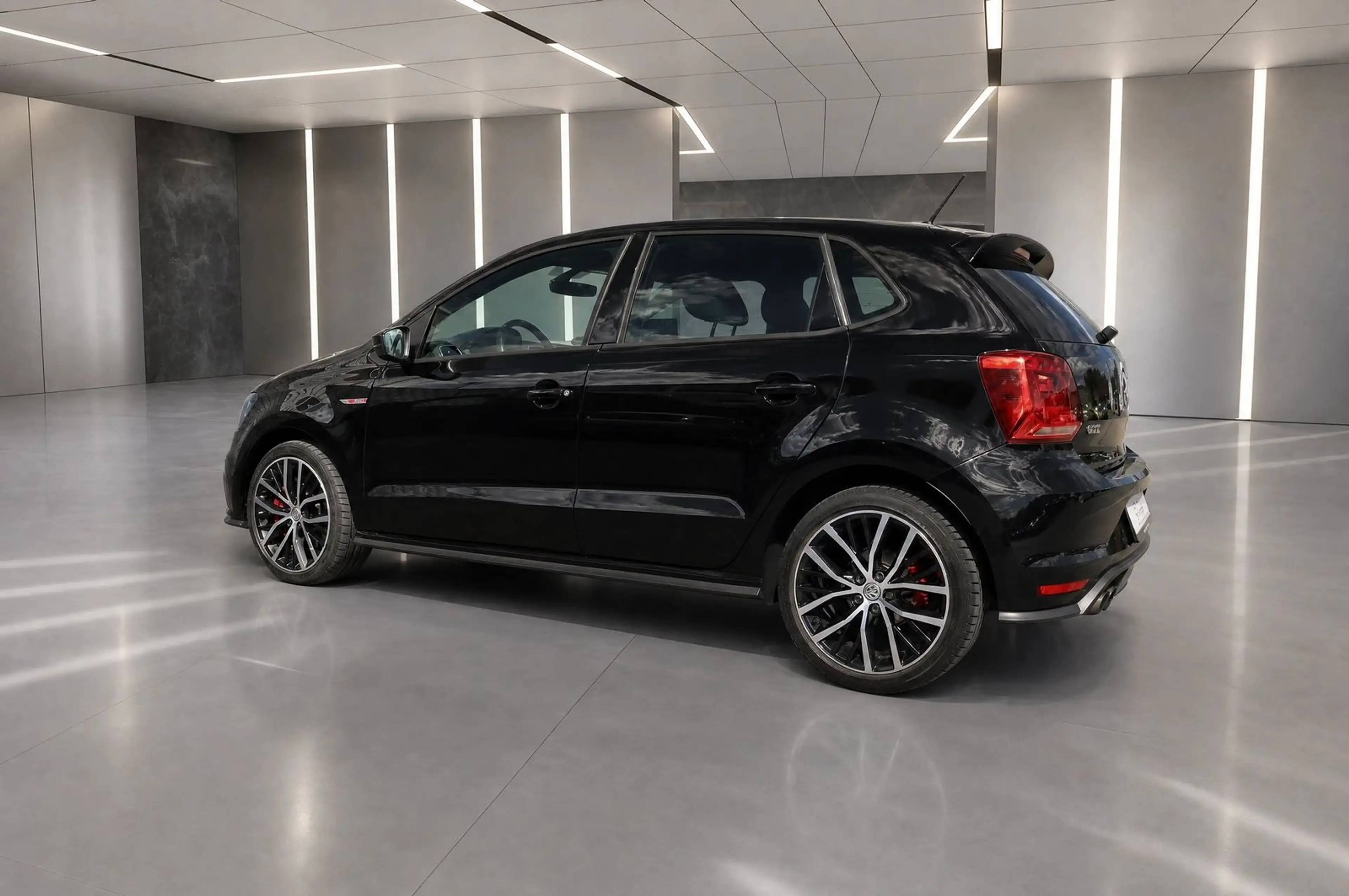 Volkswagen Polo V GTI  1 Hand — photo 8