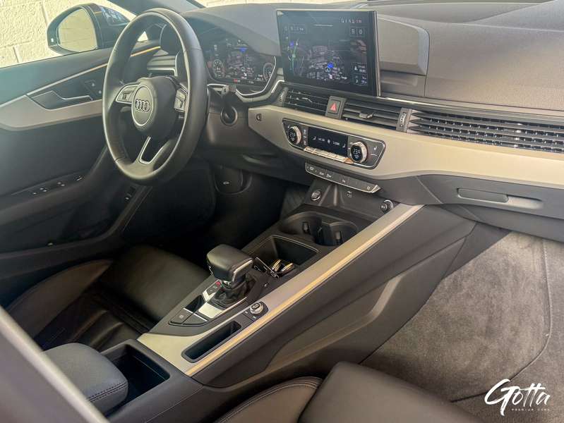 Photo du véhicule Audi A4