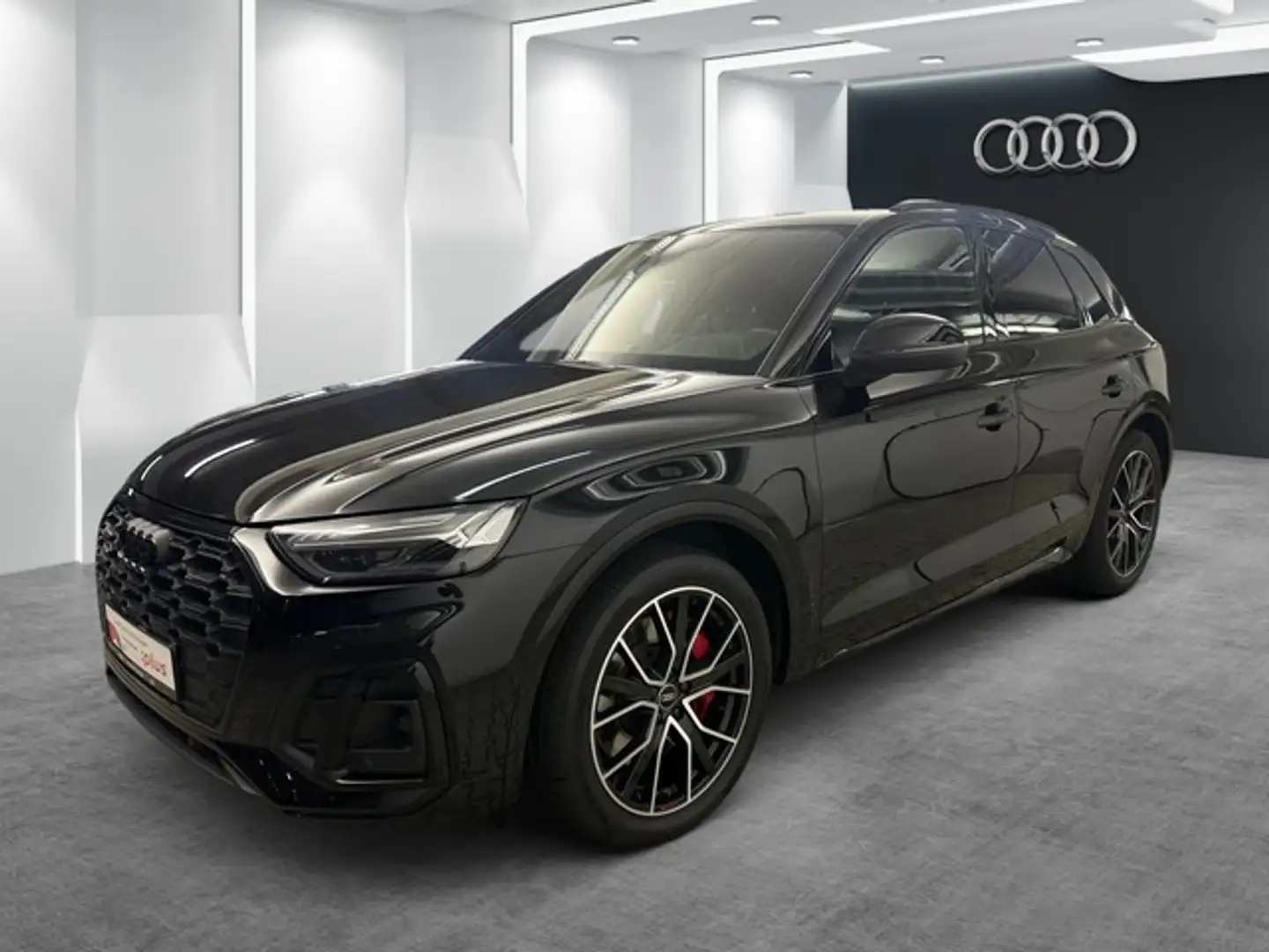 Audi SQ5 3.0TDI AHK MATRIX LEDER PANO RFK B&O Schwarz - 2