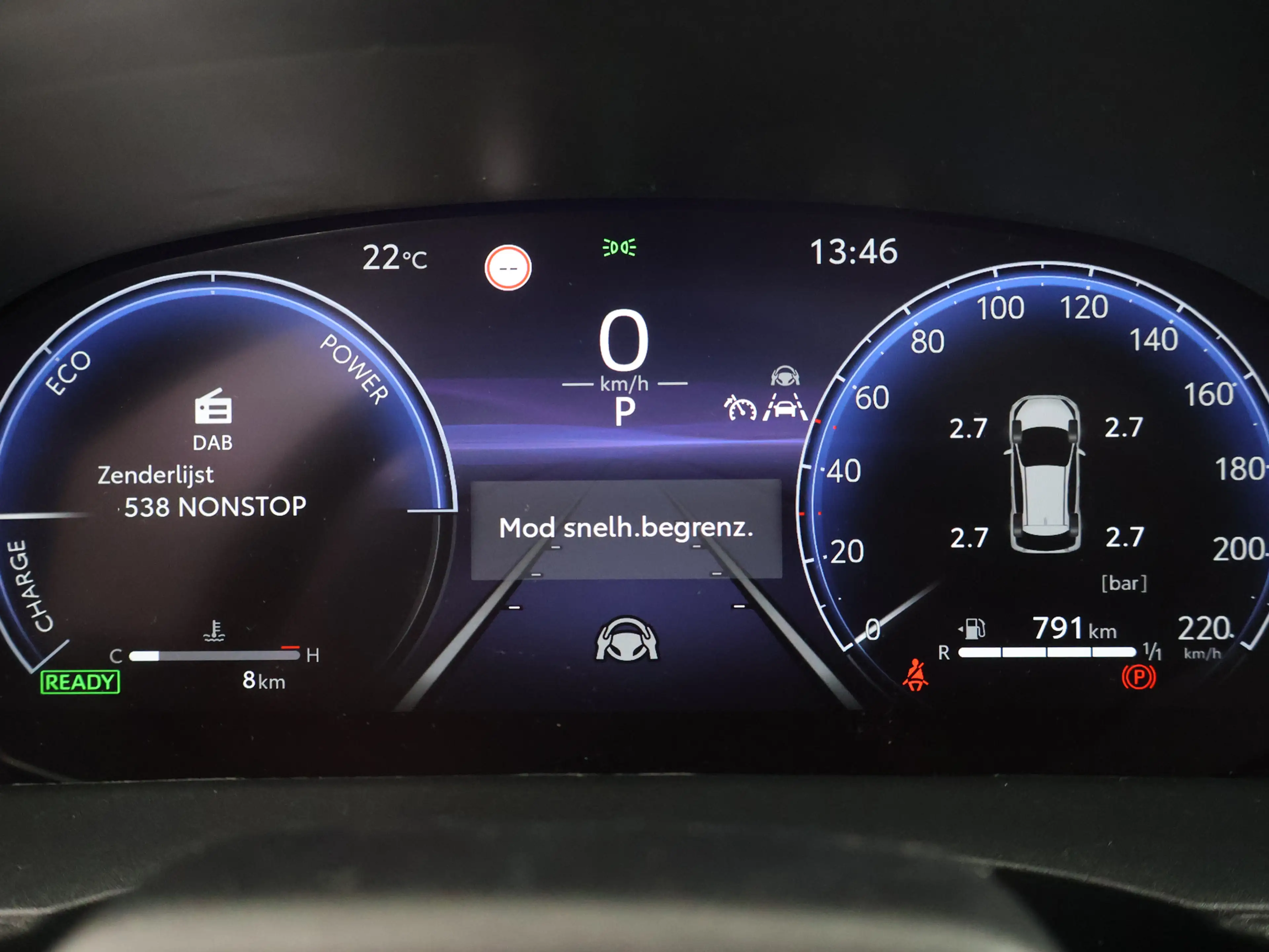 Toyota Yaris 1.5 Hybrid 130 GR SPORT — photo 8