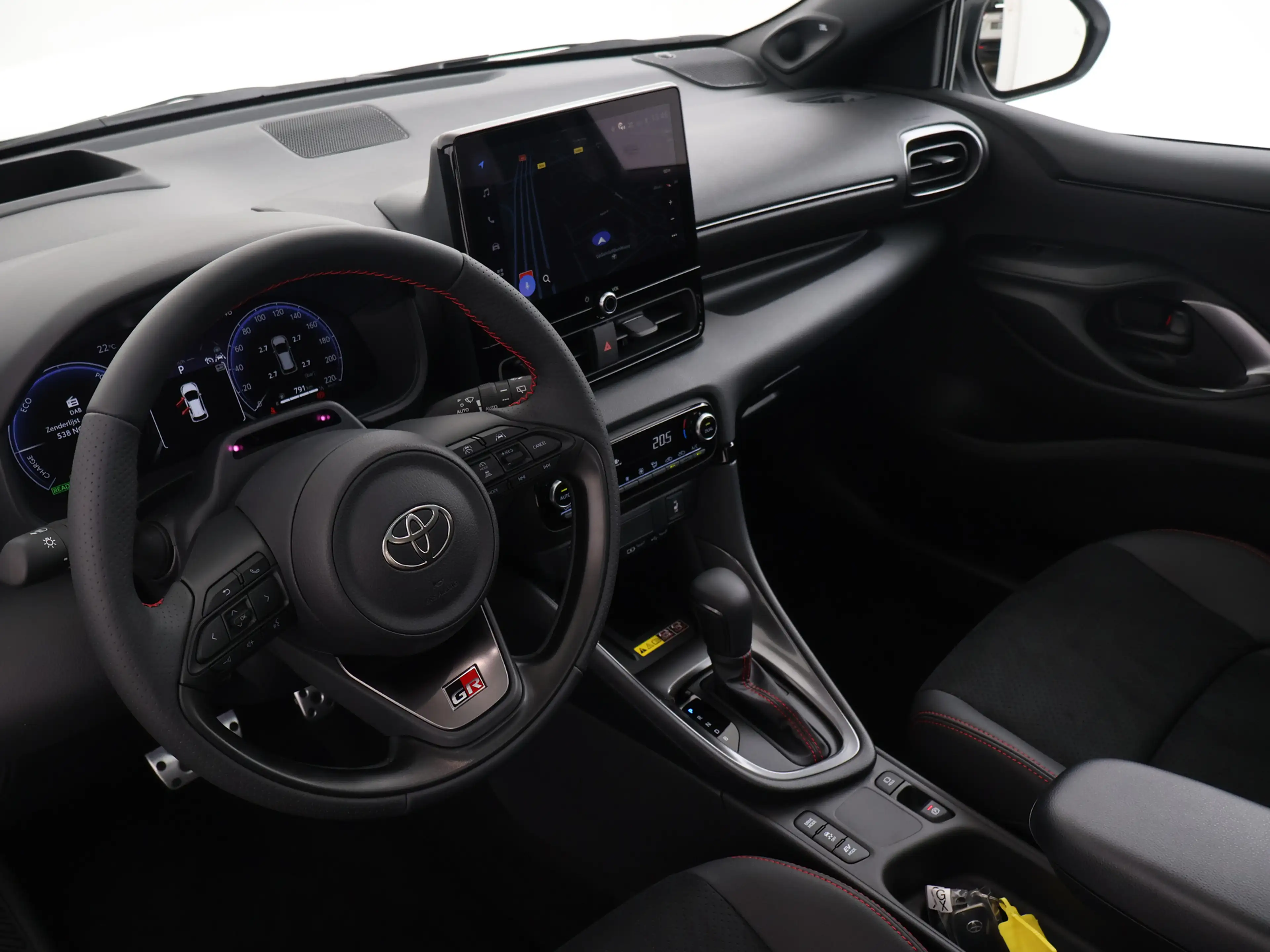 Toyota Yaris 1.5 Hybrid 130 GR SPORT — photo 5