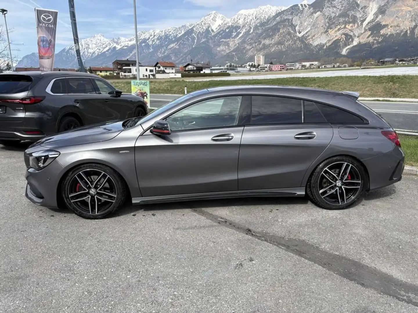 Mercedes-Benz CLA 250 Sport 4Matic Grau - 2