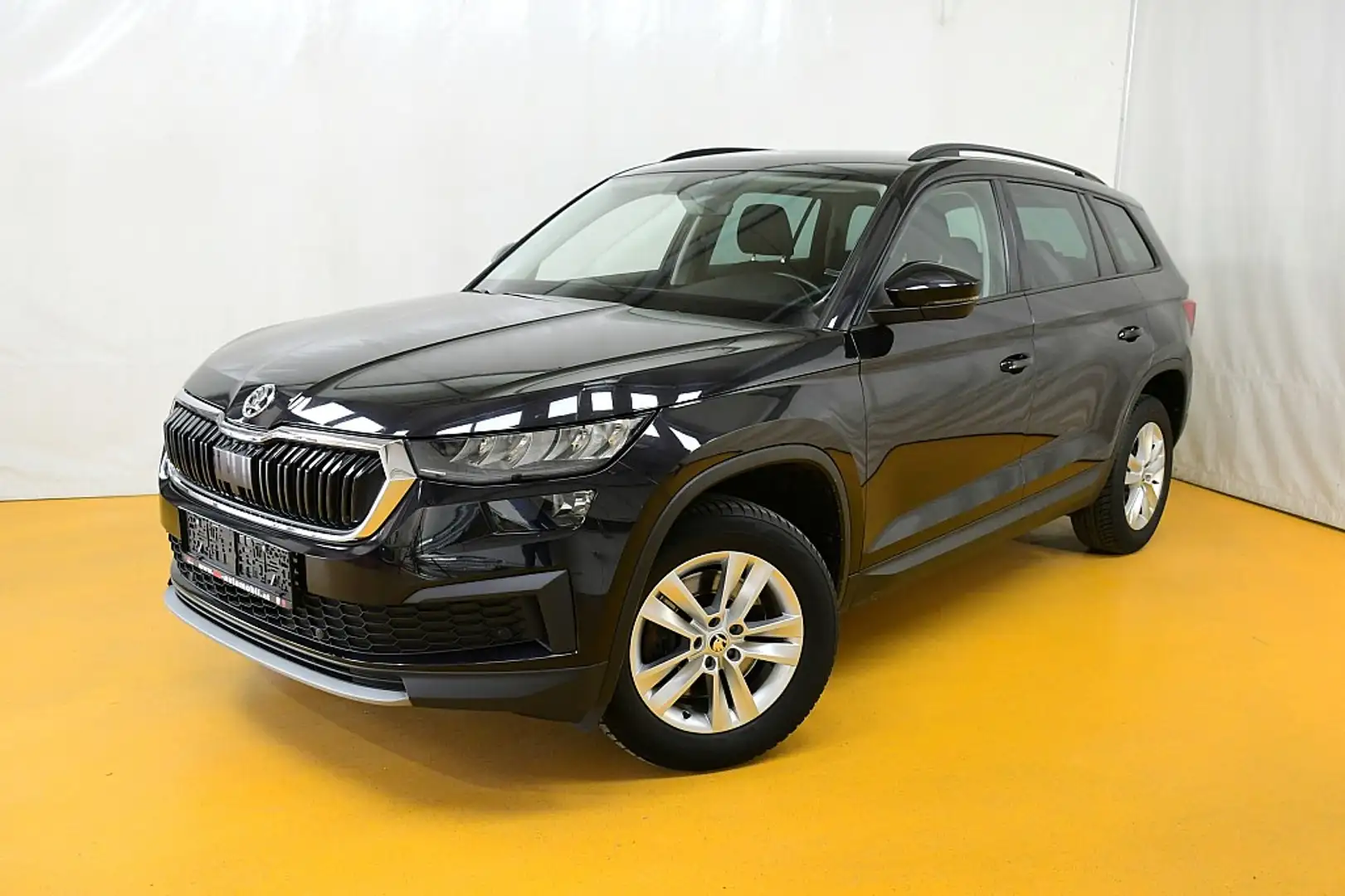 Skoda Kodiaq 2,0 TDI Ambition DSG 7.Sitzer Schwarz - 1
