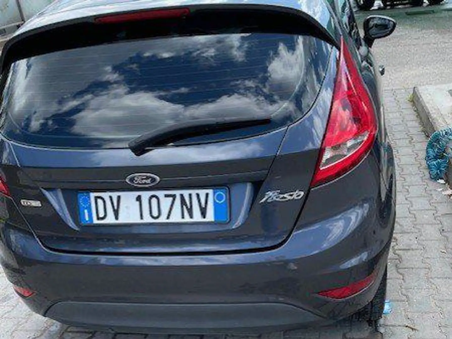 Ford Fiesta Fiesta VI 2009 3p 1.4 tdci Titanium Nero - 2