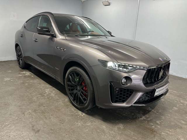Maserati Levante S Q4 GRANSPORT SKYHO.*PANO*H&K*NERISSIMO