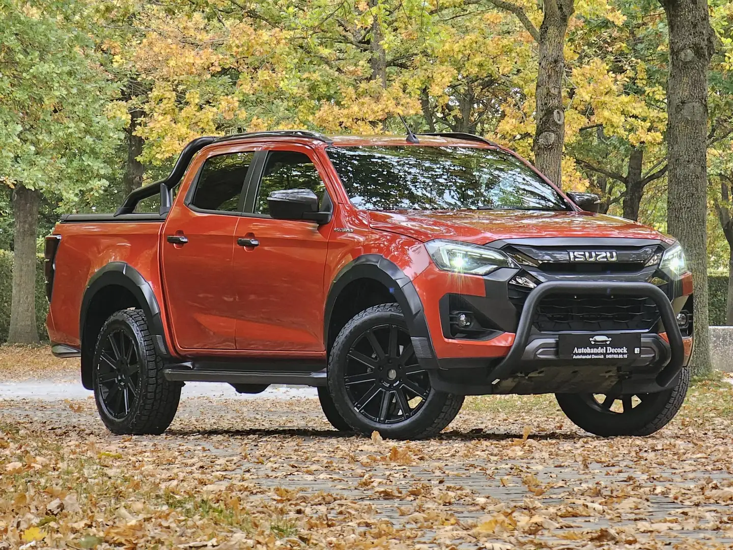 Isuzu D-Max V-cross dubbele cabine | AUTOMAAT | FULL OPTION Orange - 1