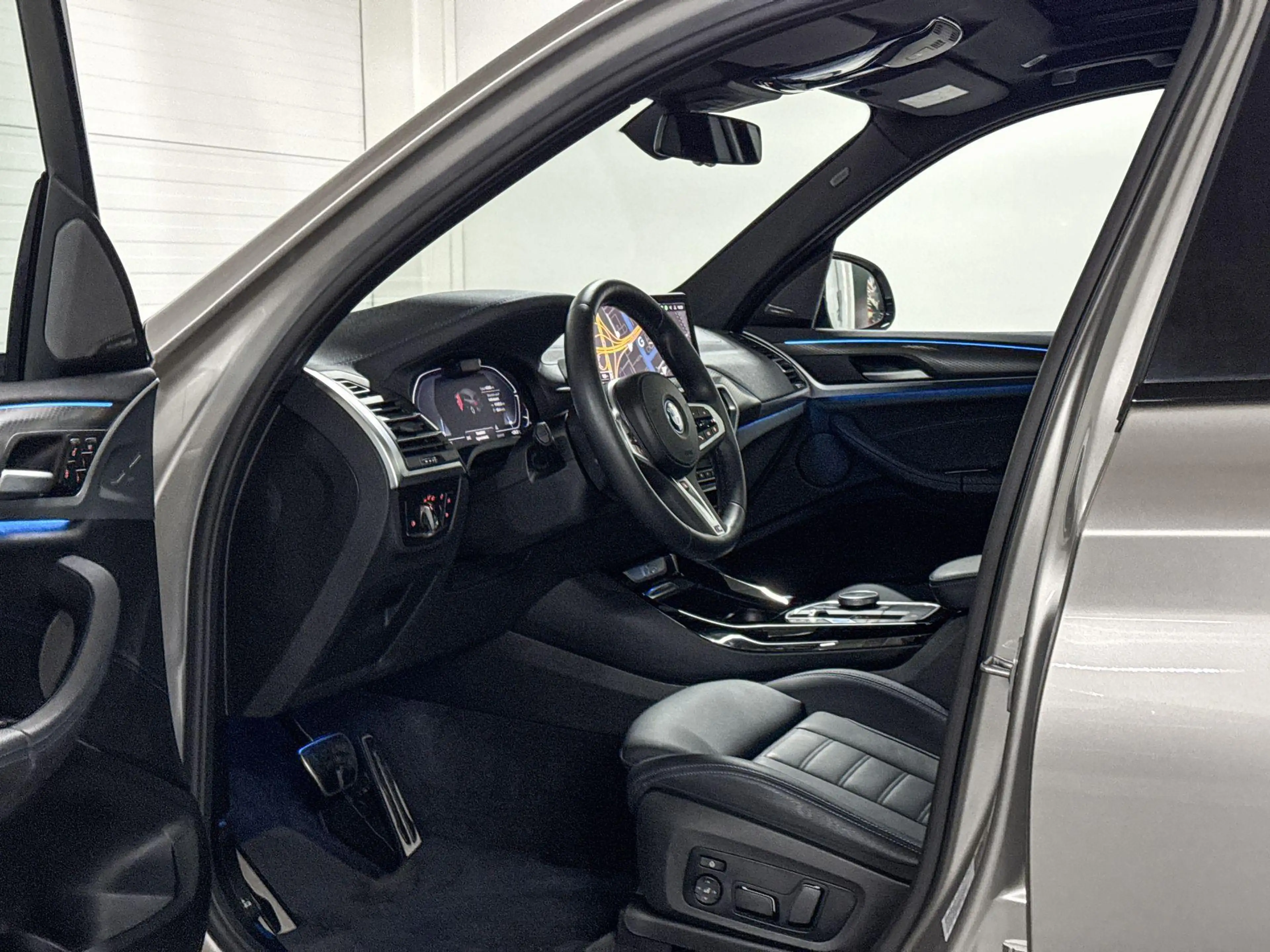 BMW iX3 High Executive 80 kWh — photo 9