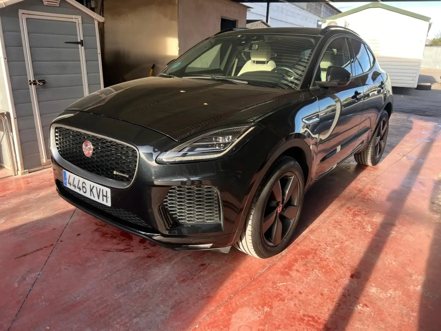 Jaguar E-Pace 2.0D I4 R-Dynamic SE AWD Aut. 180 Noir - 1
