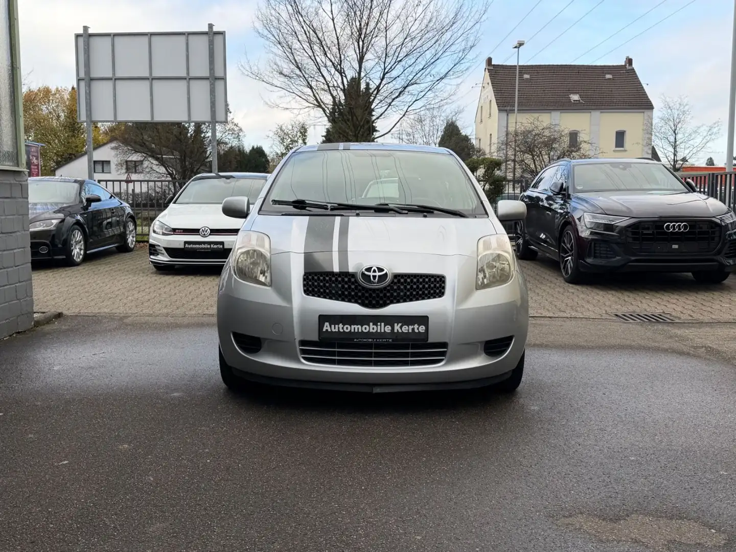 Toyota Yaris Sol Media Klima ZV HU/AU.NEU SERVICE.NEU Ezüst - 2