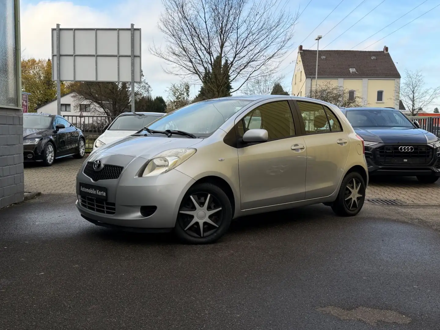 Toyota Yaris Sol Media Klima ZV HU/AU.NEU SERVICE.NEU Ezüst - 1