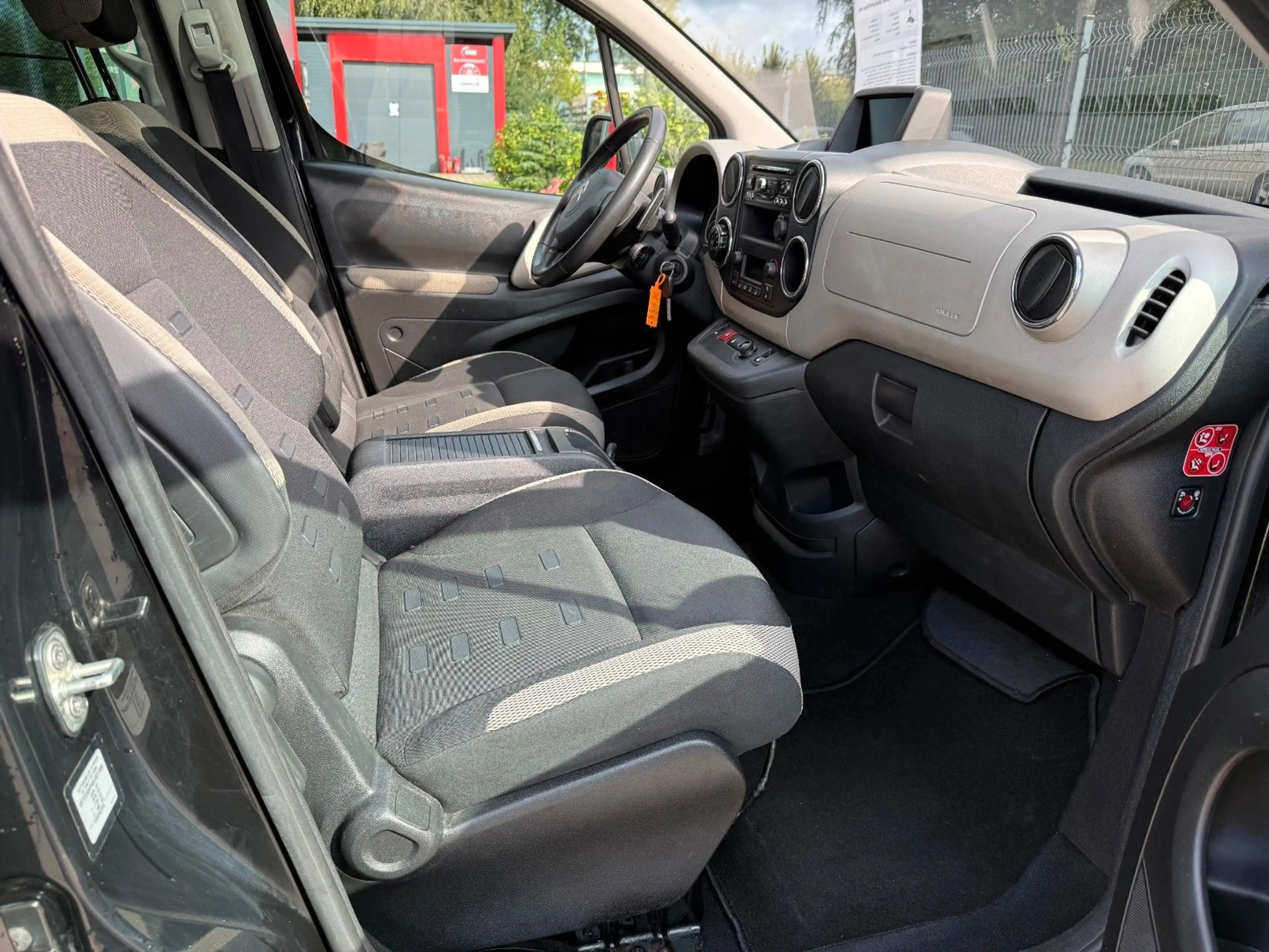 Citroen Berlingo Exclusive(Kupp.&Insp.neu/ab.AHK) — photo 8