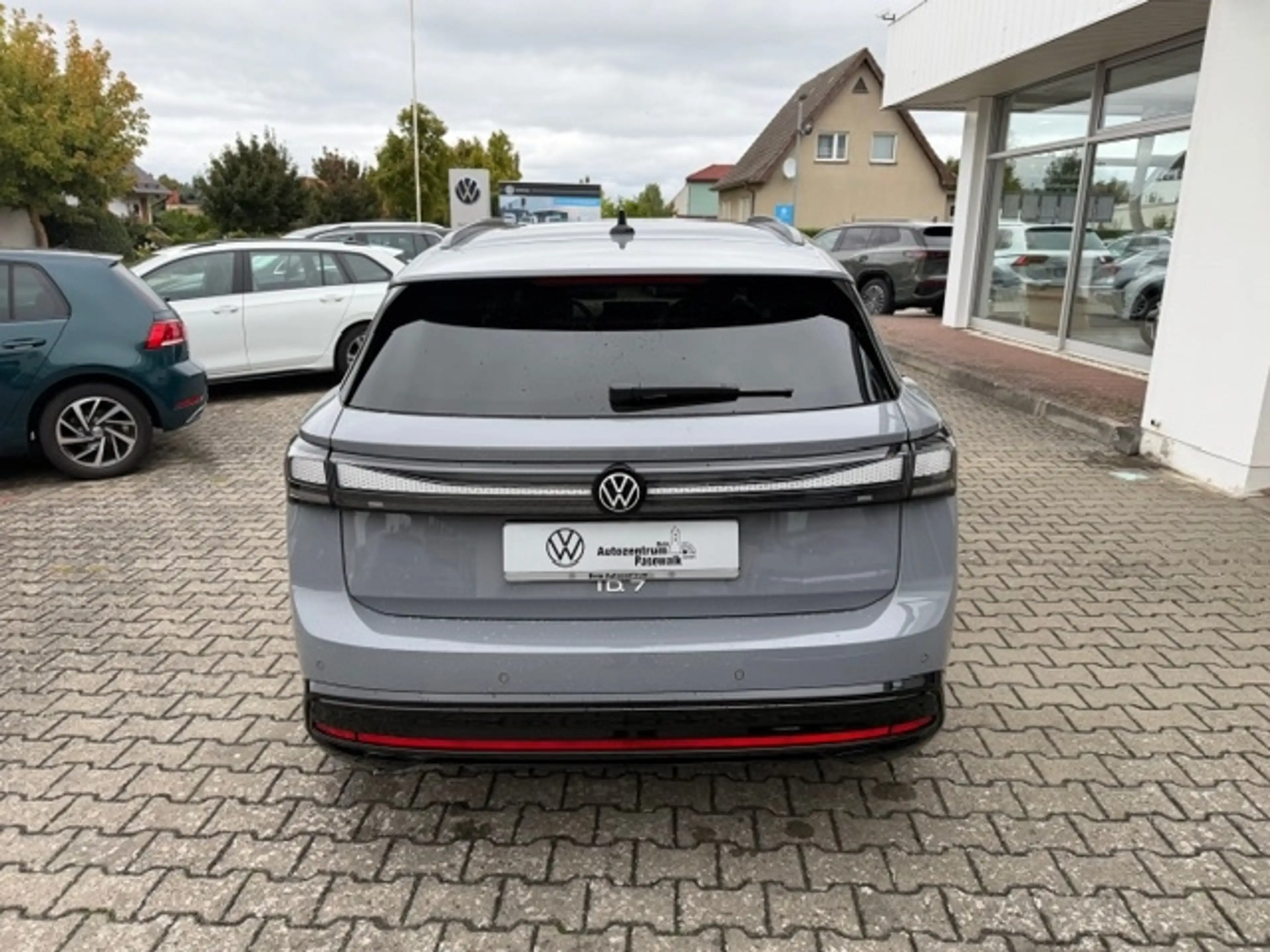 Volkswagen ID.7 Tourer Pro S 210 KW 91 KWh — photo 8