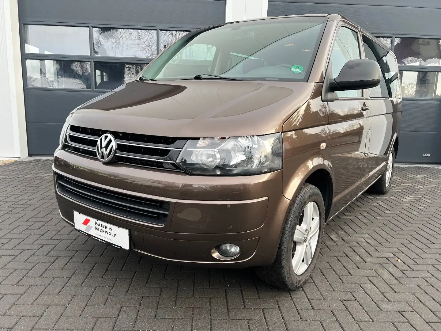 Volkswagen T5 Multivan 4Motion Tempomat PDC Sitzheizung Braun - 2