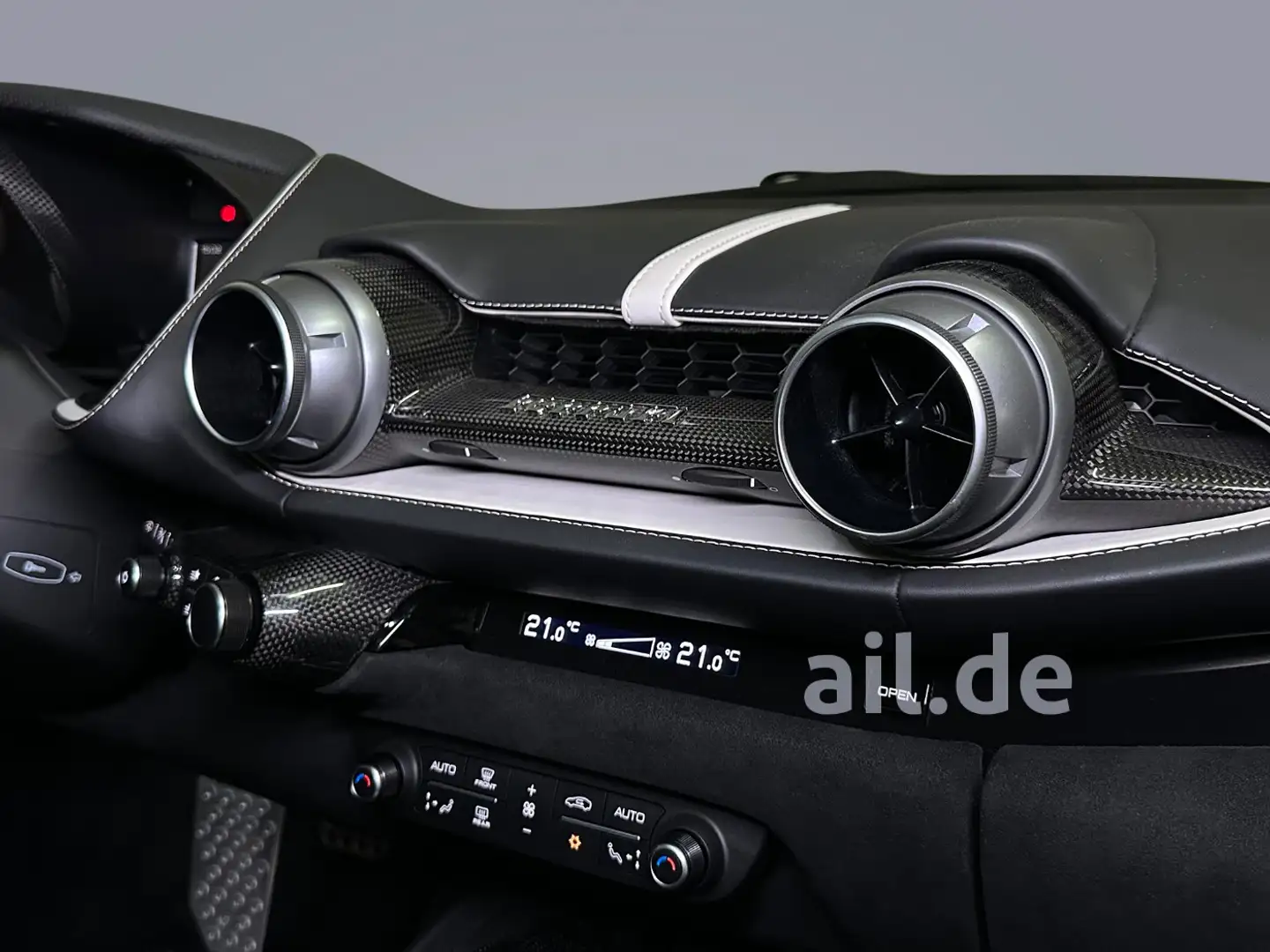 Ferrari 812 GTS Carbon BF Display LIFT Grau - 2