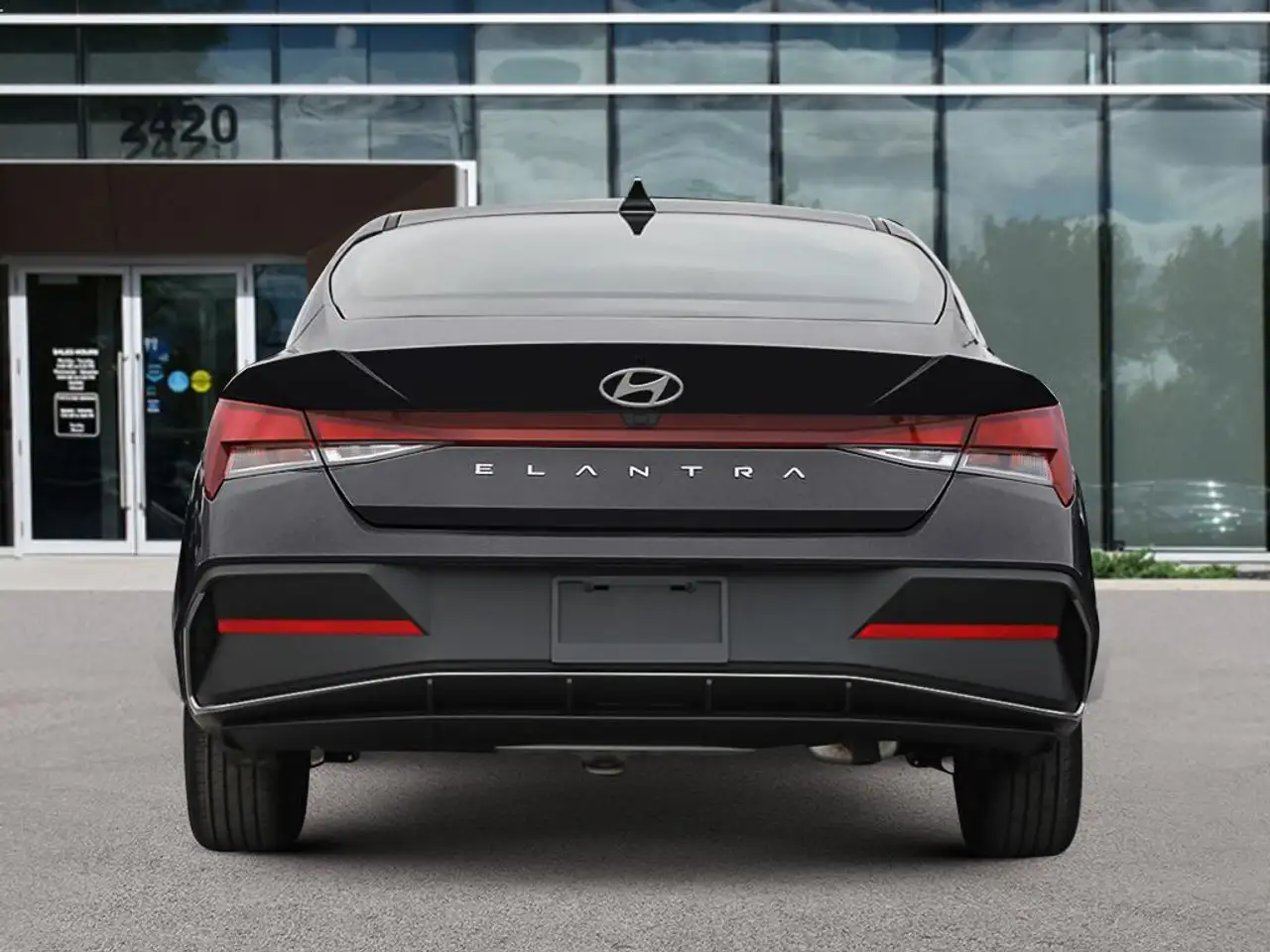 Hyundai ELANTRA photo Hyundai ELANTRA