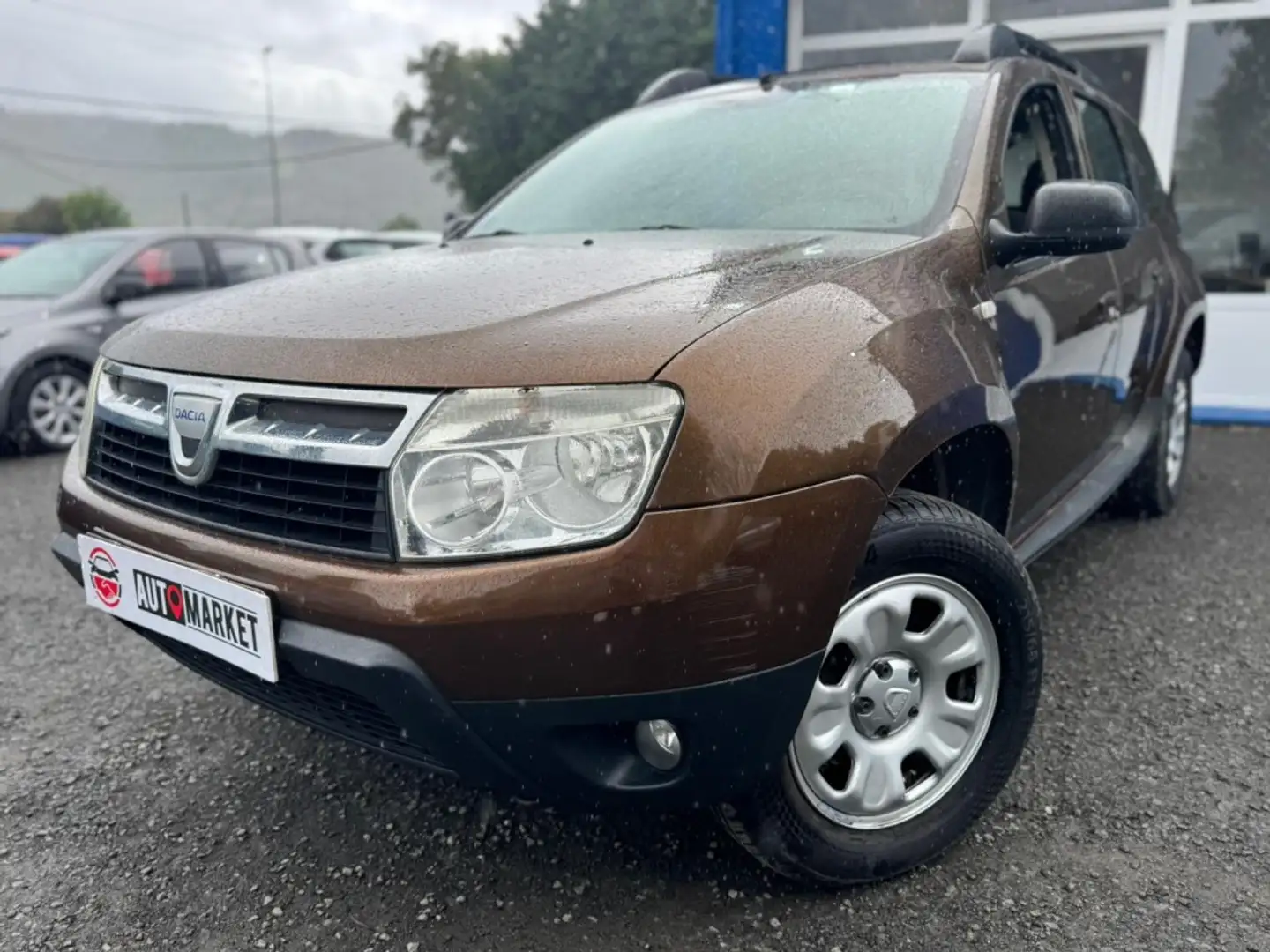 Dacia Duster 1.6 Laureate Marrón - 1