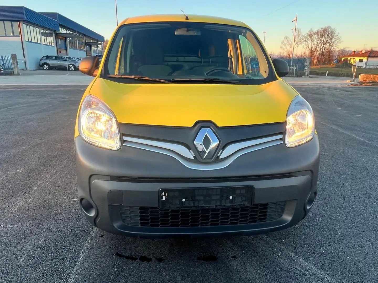 Renault Kangoo 1.5 dci Autocarro con Iva esposta 22% Jaune - 1
