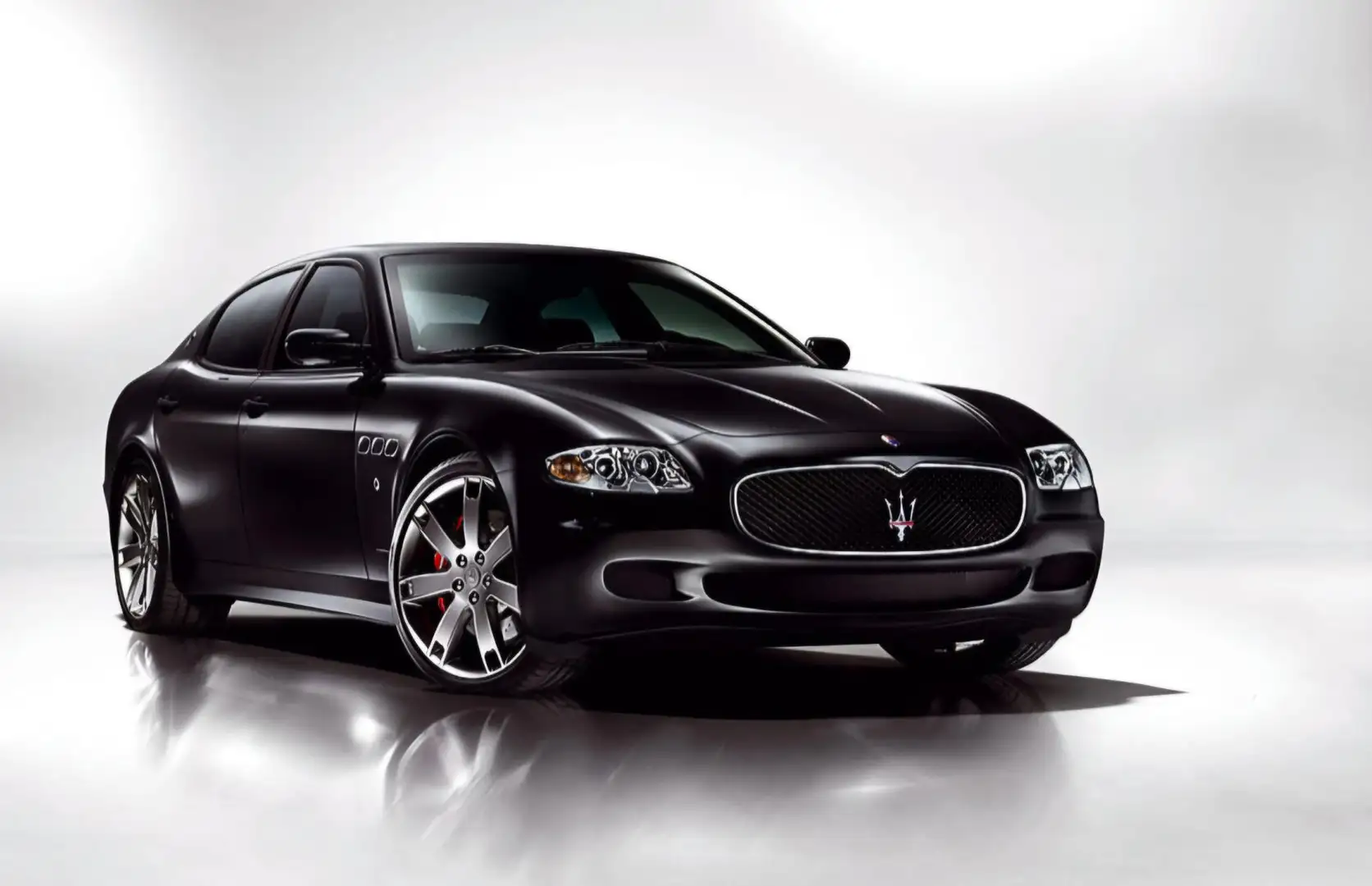 Maserati Quattroporte 4.2 Duo Select Sport GT-uitgevoerd Schwarz - 1