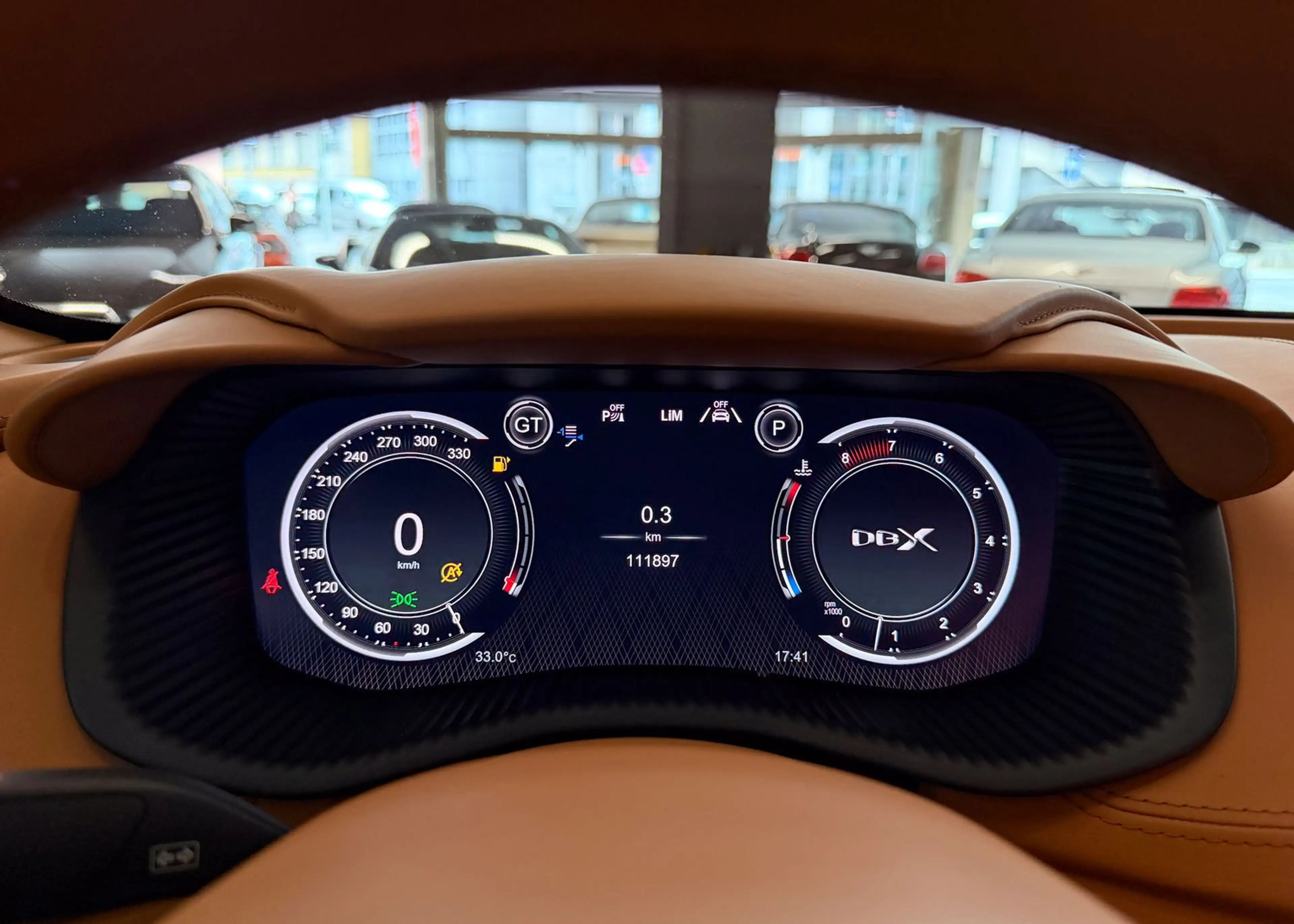 Aston Martin DBX 550 MWST ACC Pano Massage 22" Digitaltacho — photo 18