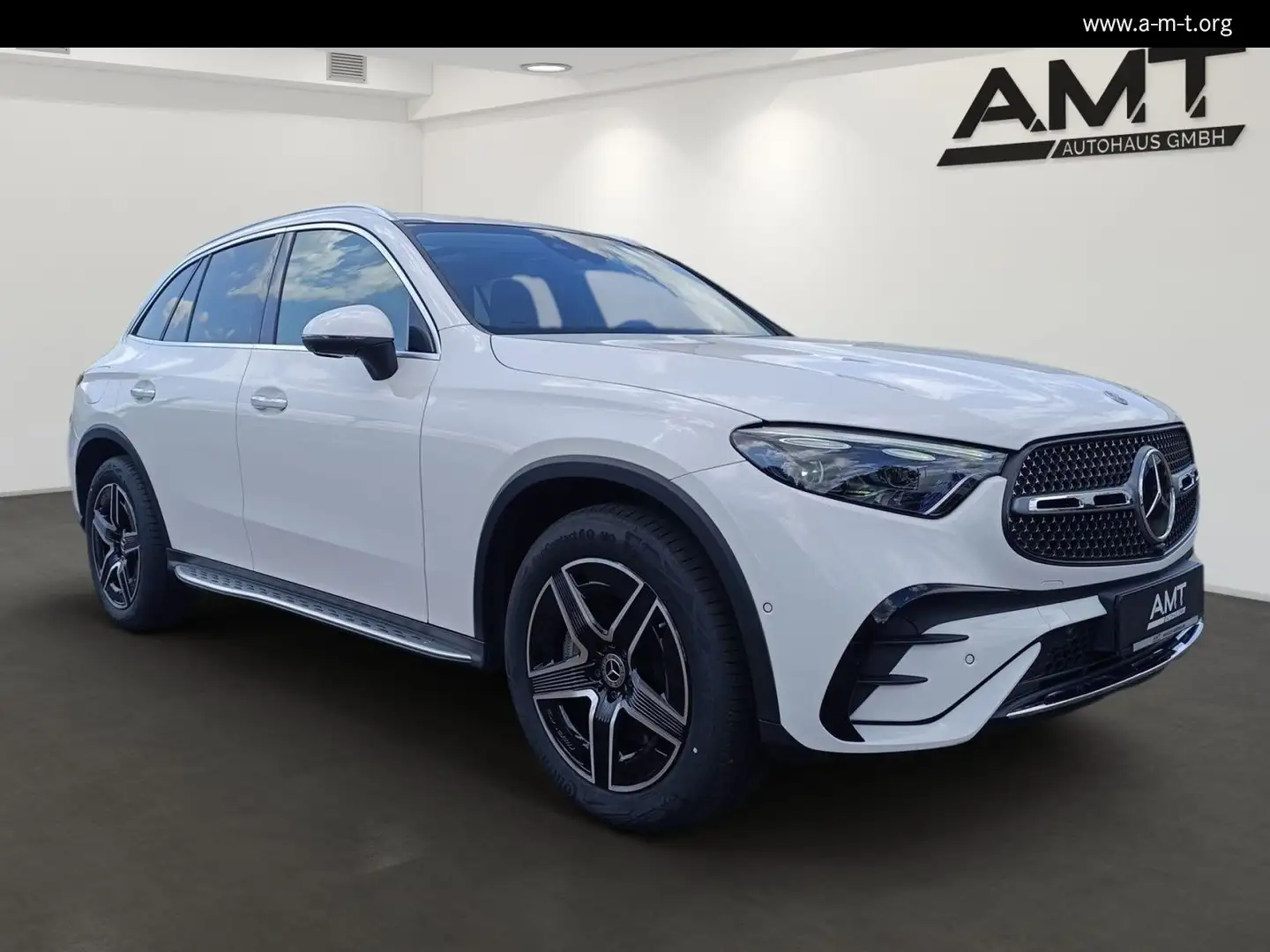 Mercedes-Benz GLC 300 d 4M AMG Premium Plus*AHK*Standh.*Distr. Weiß - 2