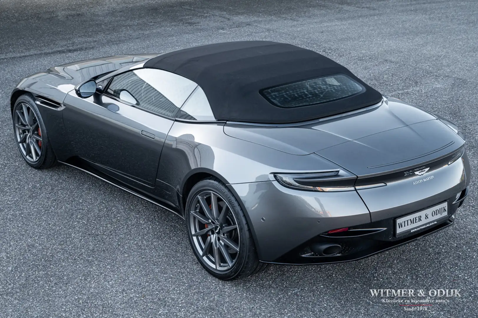 Aston Martin DB11 Volante 4.0 V8 Magnetic Metallic Gris - 2