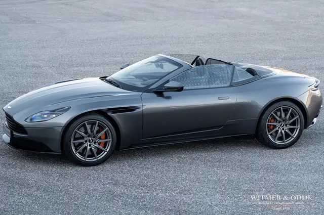 Aston Martin DB11 Volante 4.0 V8 Magnetic Metallic