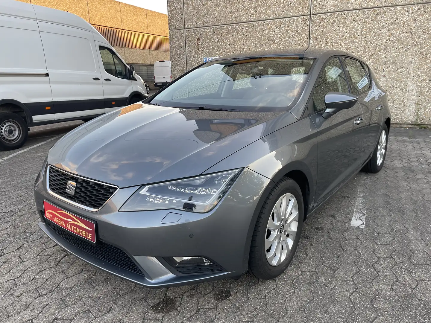 SEAT Leon 2.0 TDI Style Limousine 2.H Voll SHeft TopGepflegt Grau - 2
