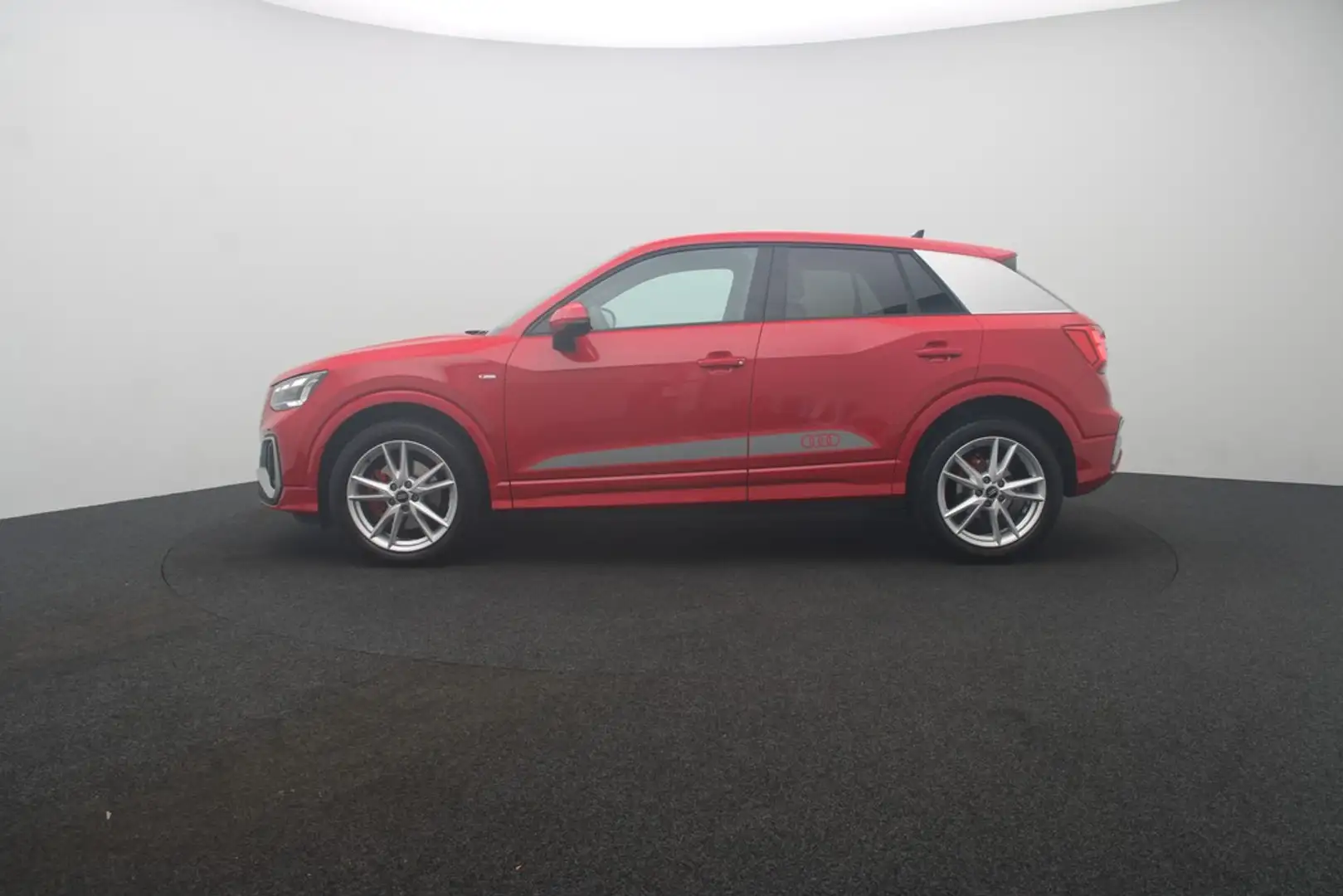 Audi Q2 35 TFSI S line Virt.Cockpit Matrix Navi AHK Rouge - 2