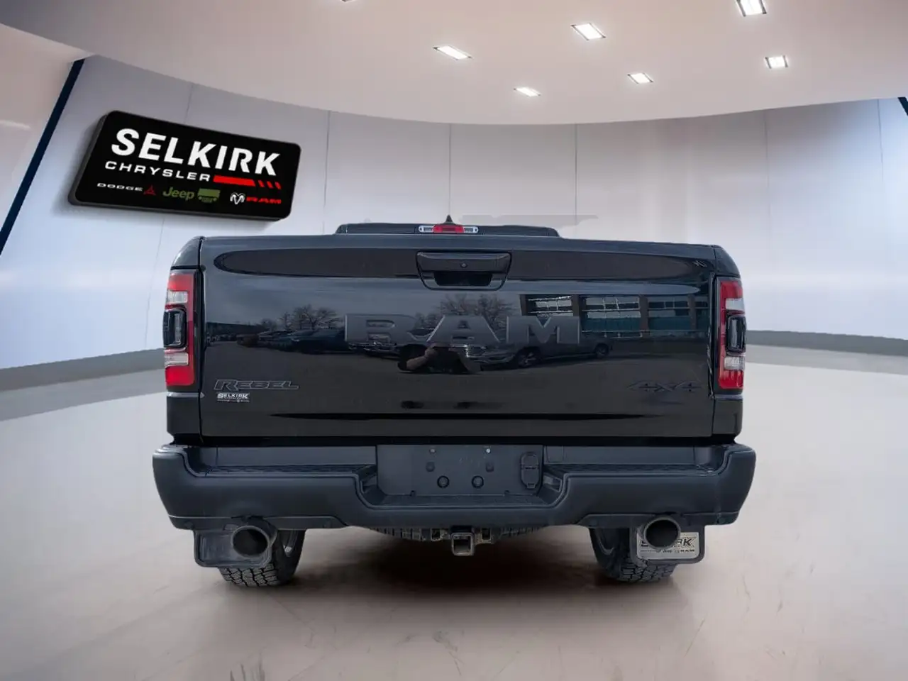 RAM 1500 снимка RAM 1500