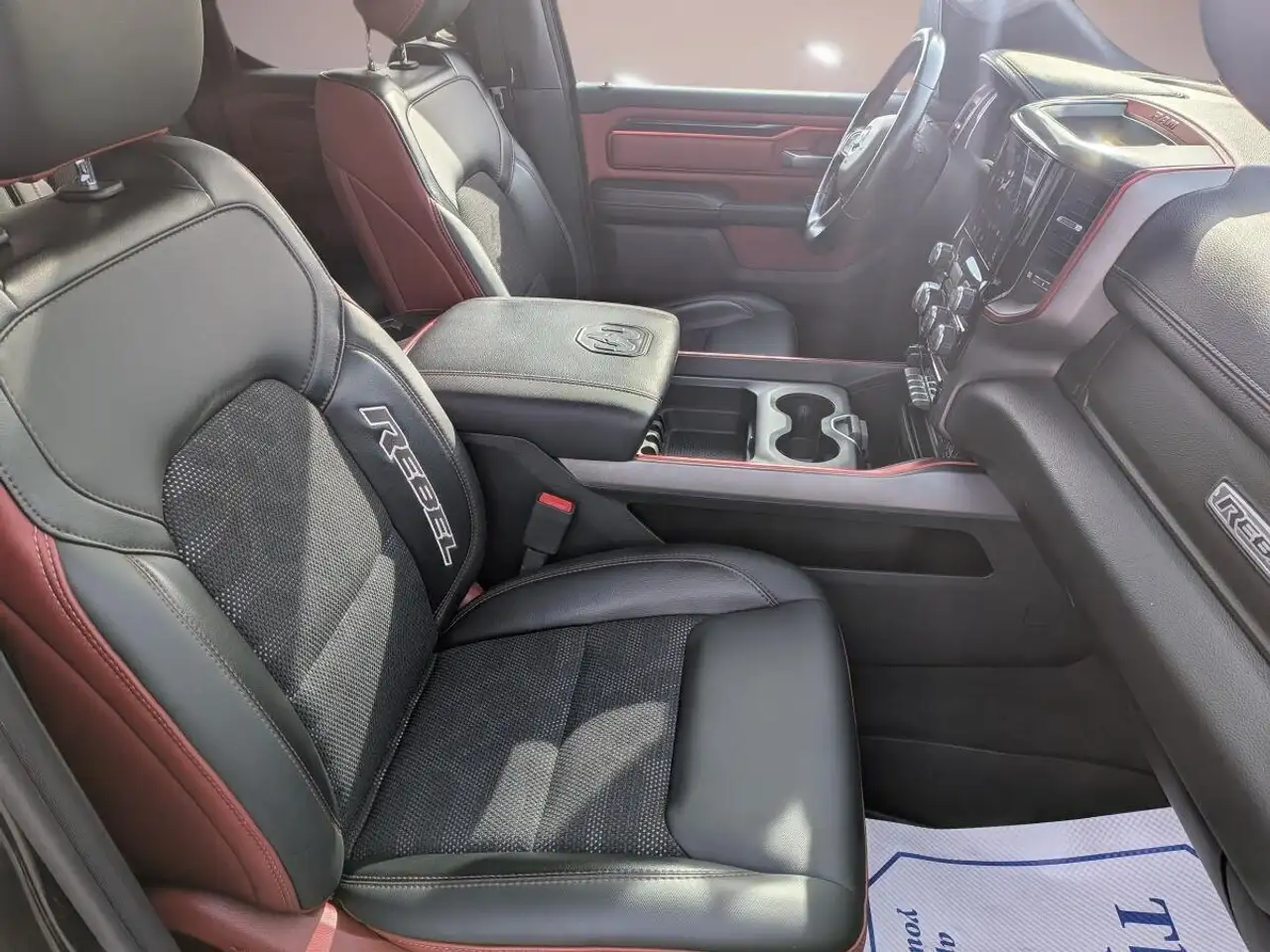 RAM 1500 снимка RAM 1500