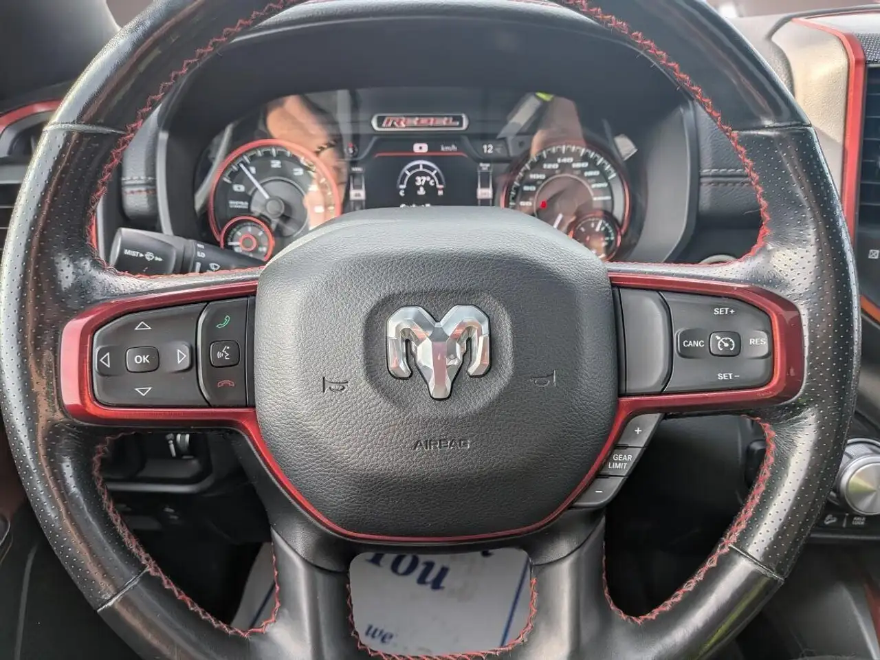 RAM 1500 снимка RAM 1500