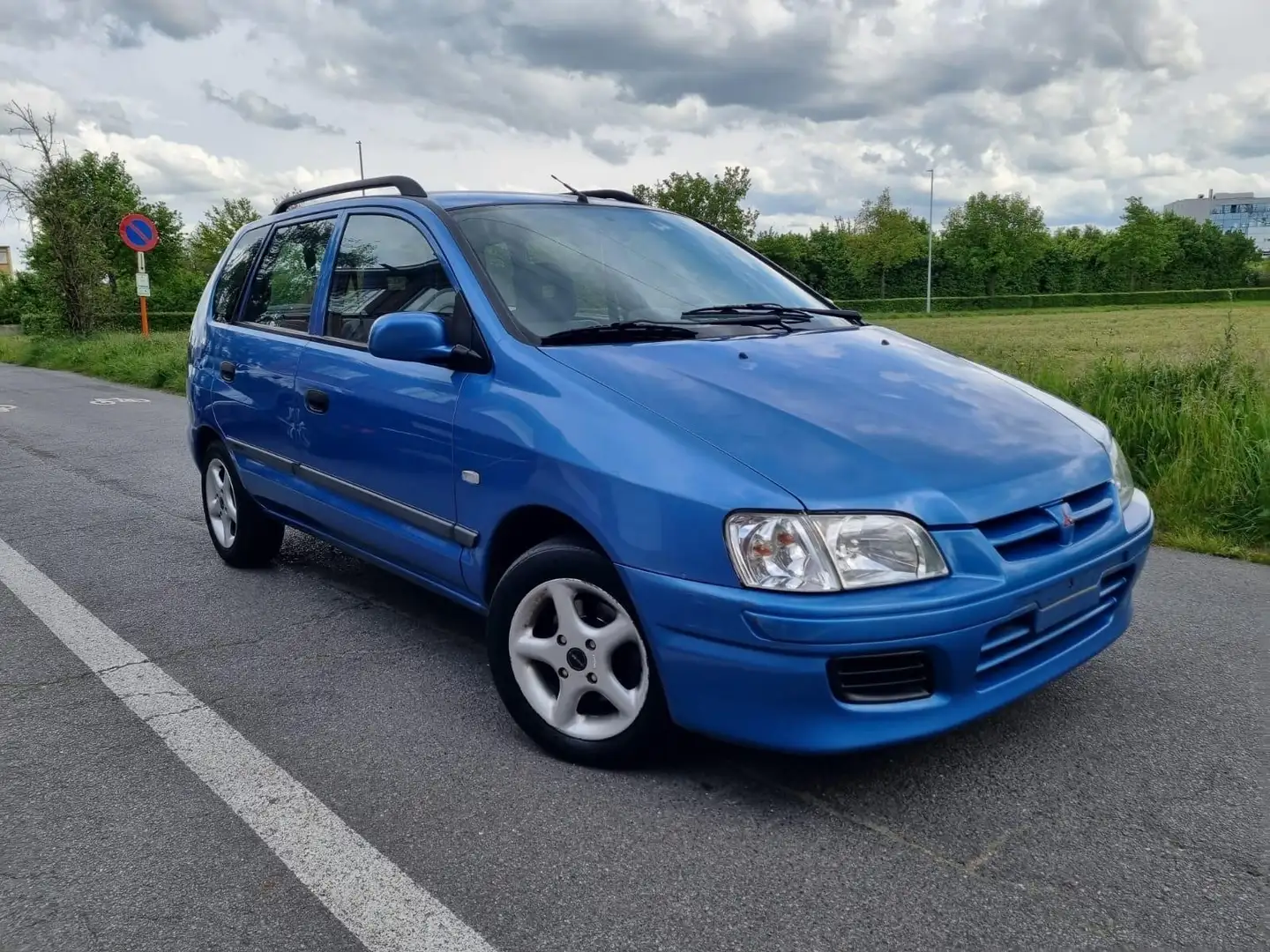 Mitsubishi Space Star 1.3i Family AIRCO et feuille rose CONTRÔLE TECHNIQ Bleu - 2