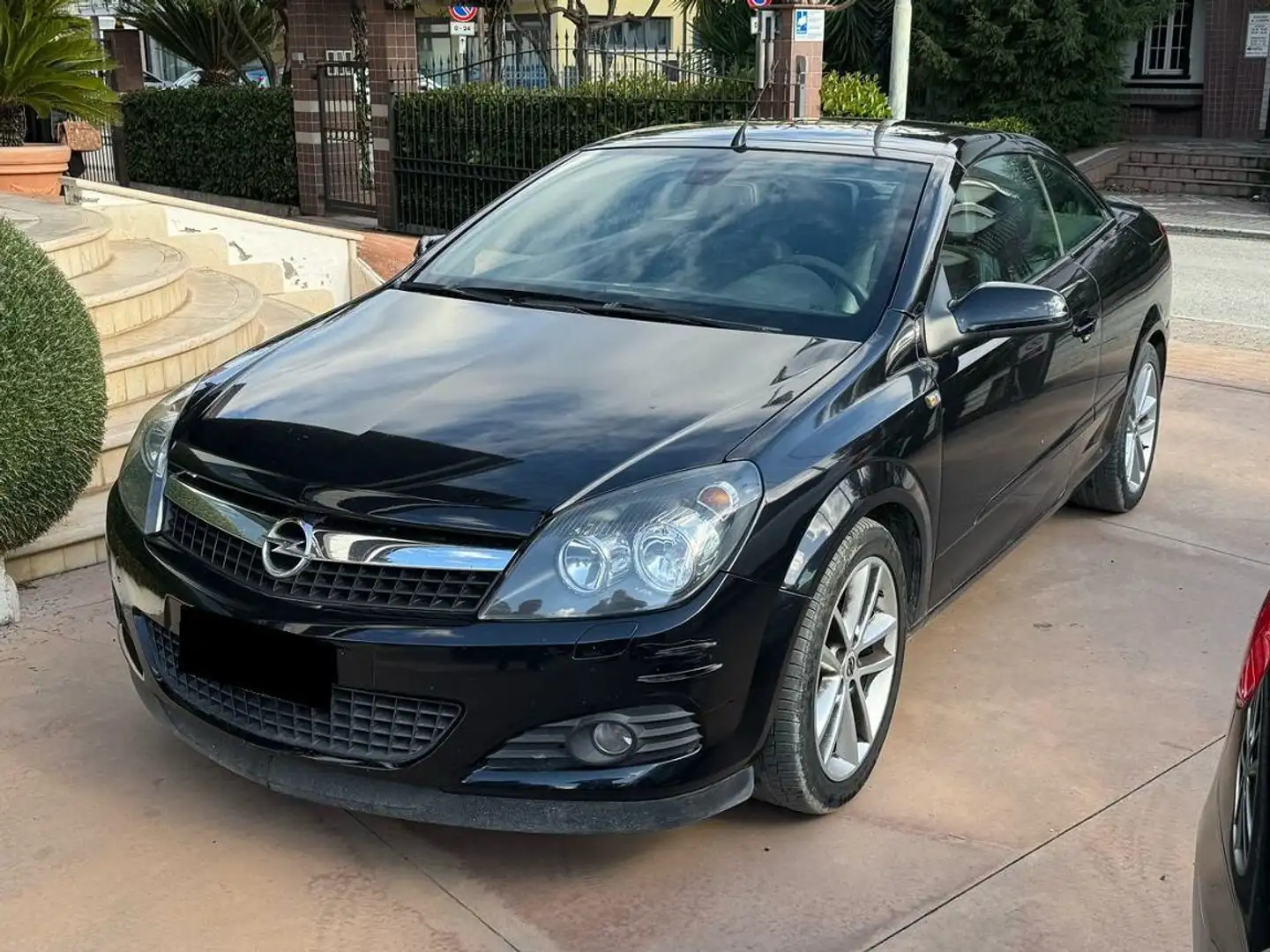 Opel Astra Astra Twintop 1.6 twinport Cosmo Noir - 1