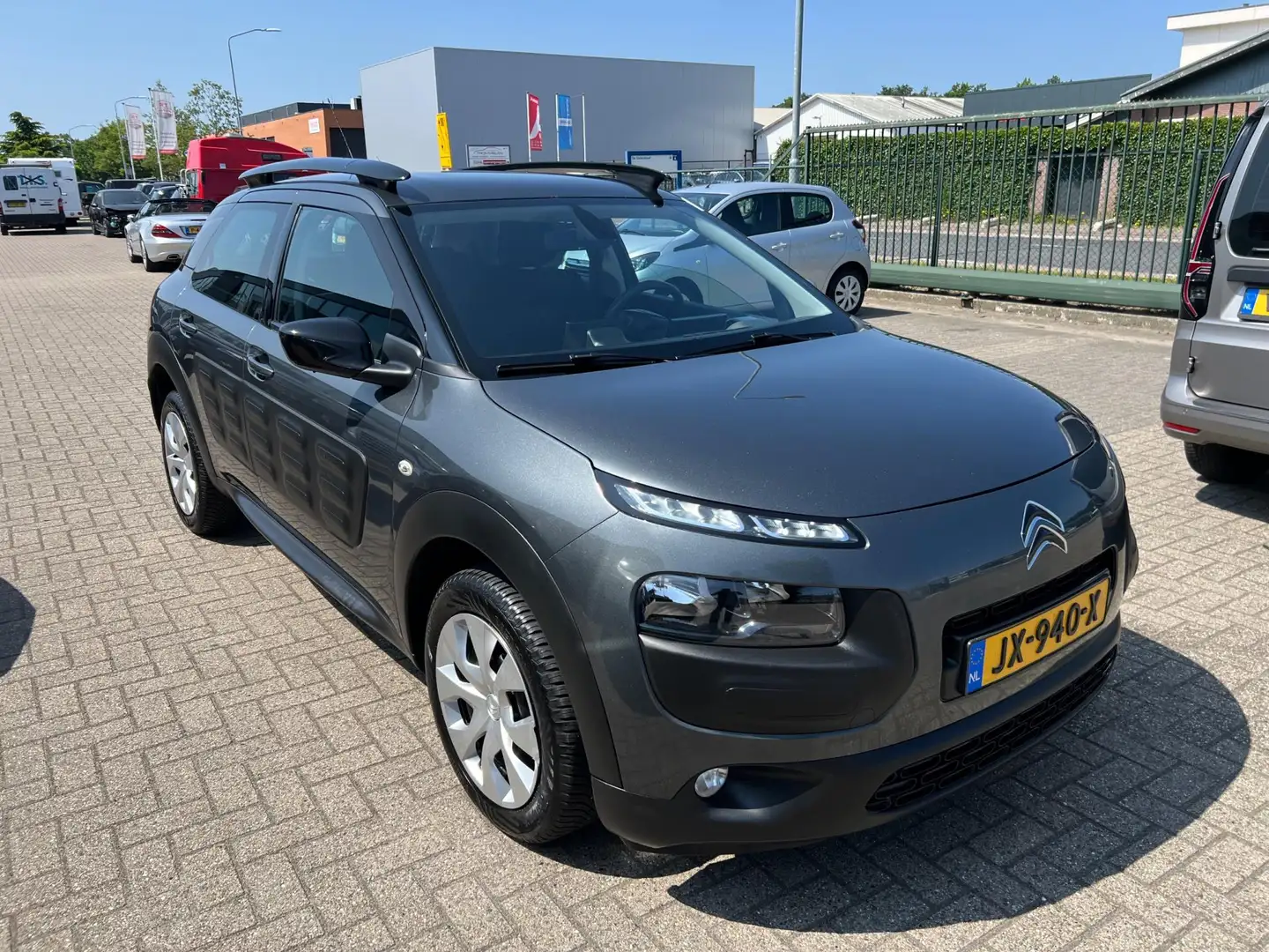 Citroen C4 Cactus 1.2 PureTech Business Gris - 2