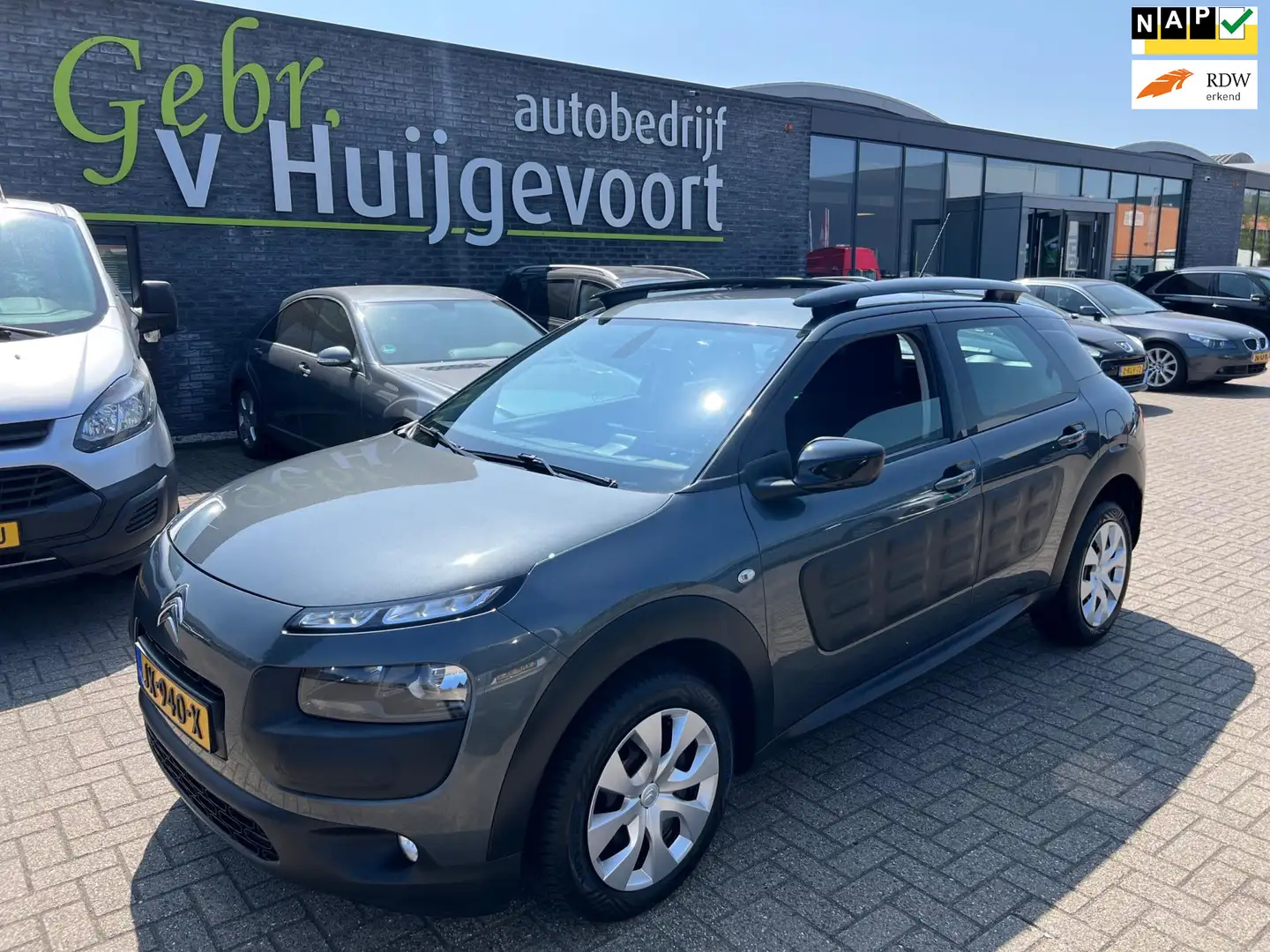 Citroen C4 Cactus 1.2 PureTech Business Gris - 1