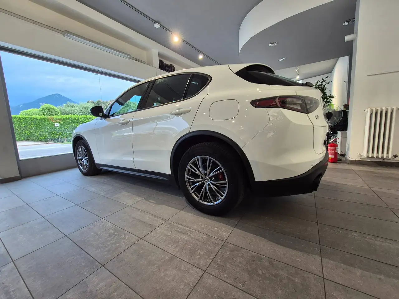Alfa Romeo Stelvio 2023