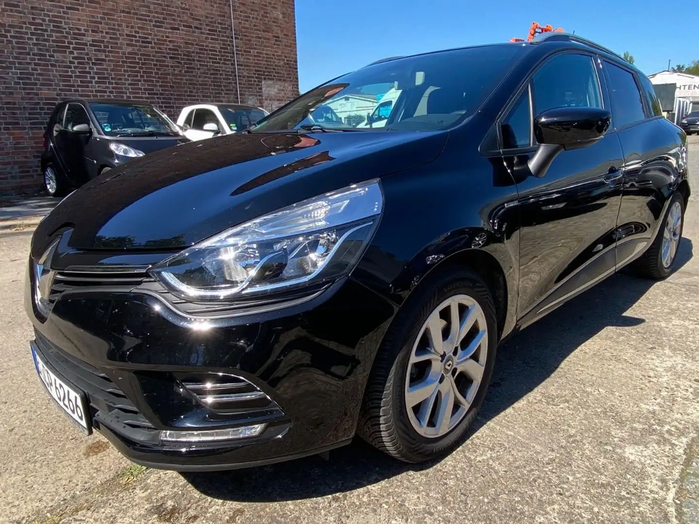 Renault Clio IV Grandtour Sitzheizeizung+Navi+Allwetter Schwarz - 1