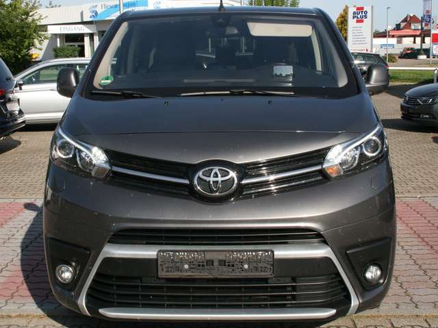 Toyota Proace 2,0-l-D-4D L1 (7-Si.) Autm. Verso Executive
