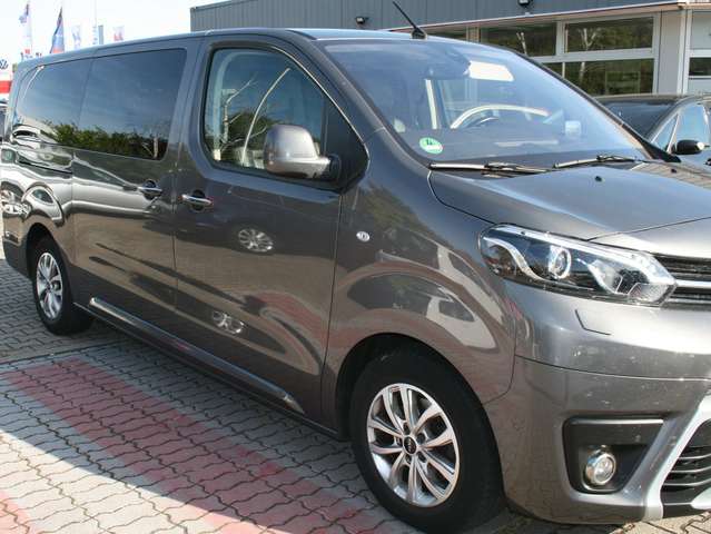 Imagine Toyota Proace 2,0-l-D-4D L1 (7-Si.) Autm. Verso Executive